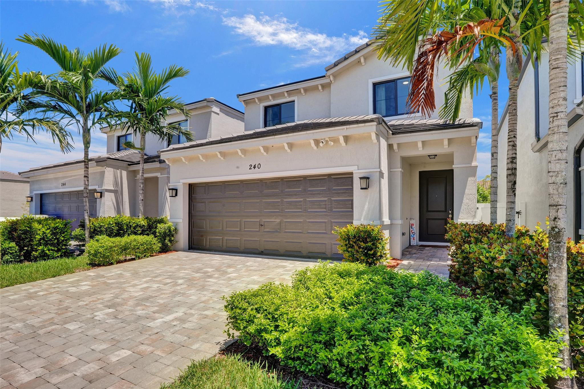 240 NW 36th Ave