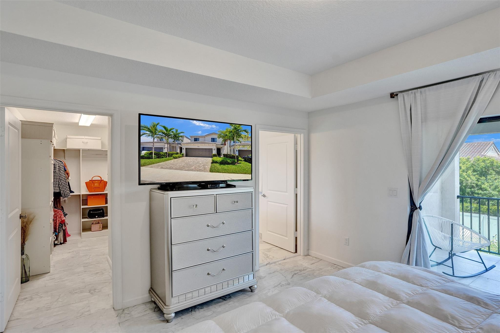 240 NW 36th Ave