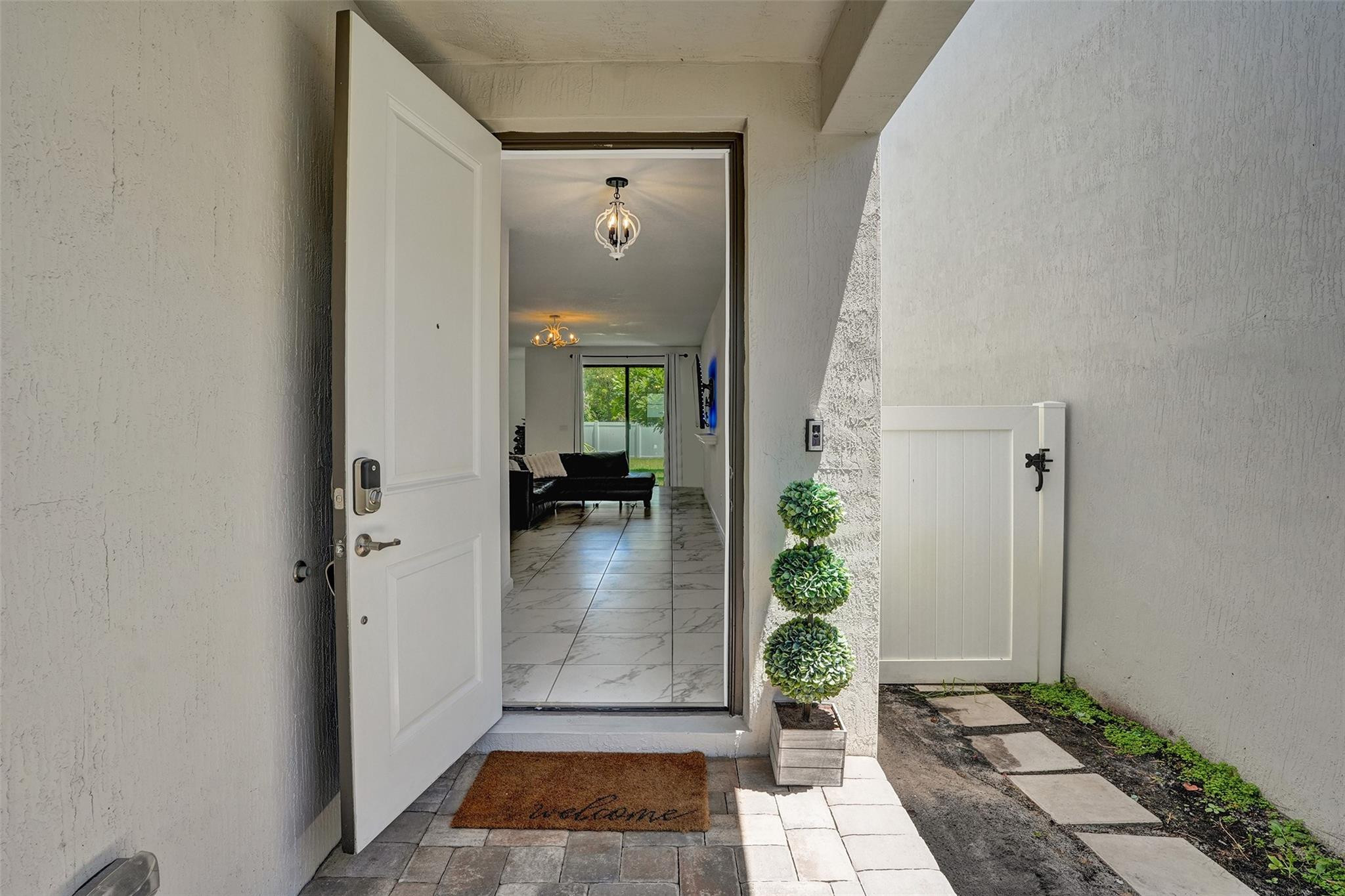 240 NW 36th Ave