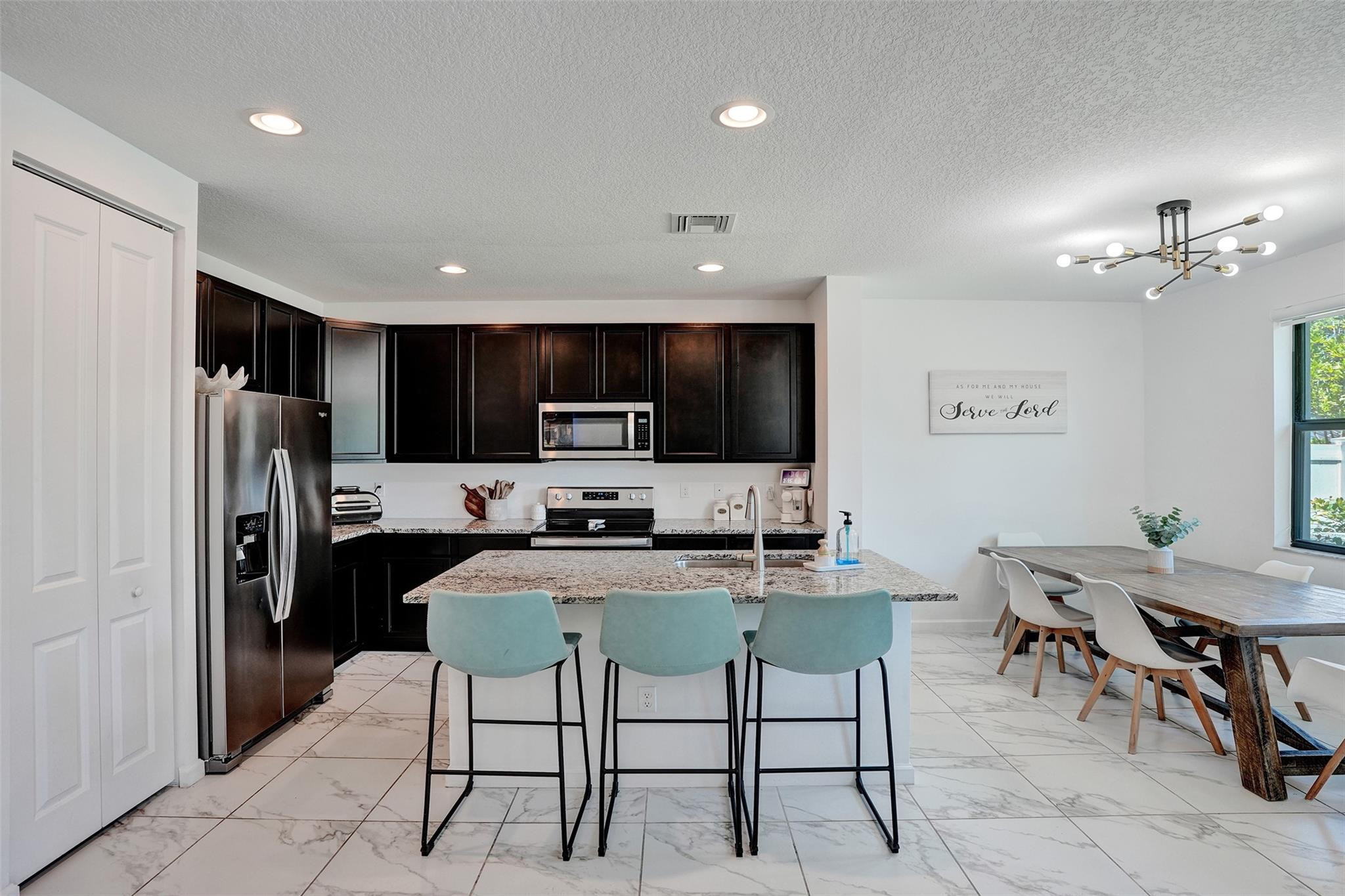 240 NW 36th Ave