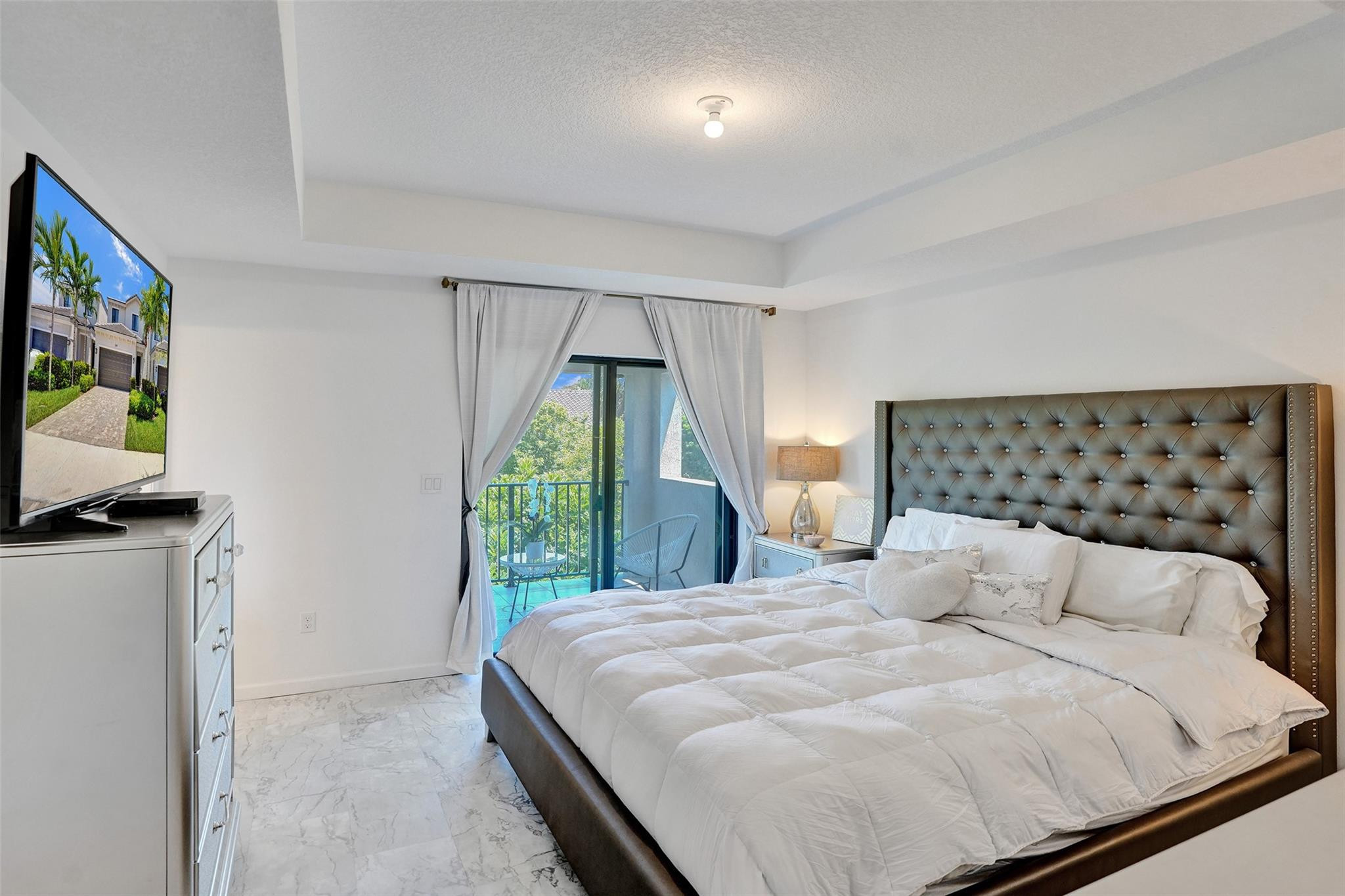 240 NW 36th Ave