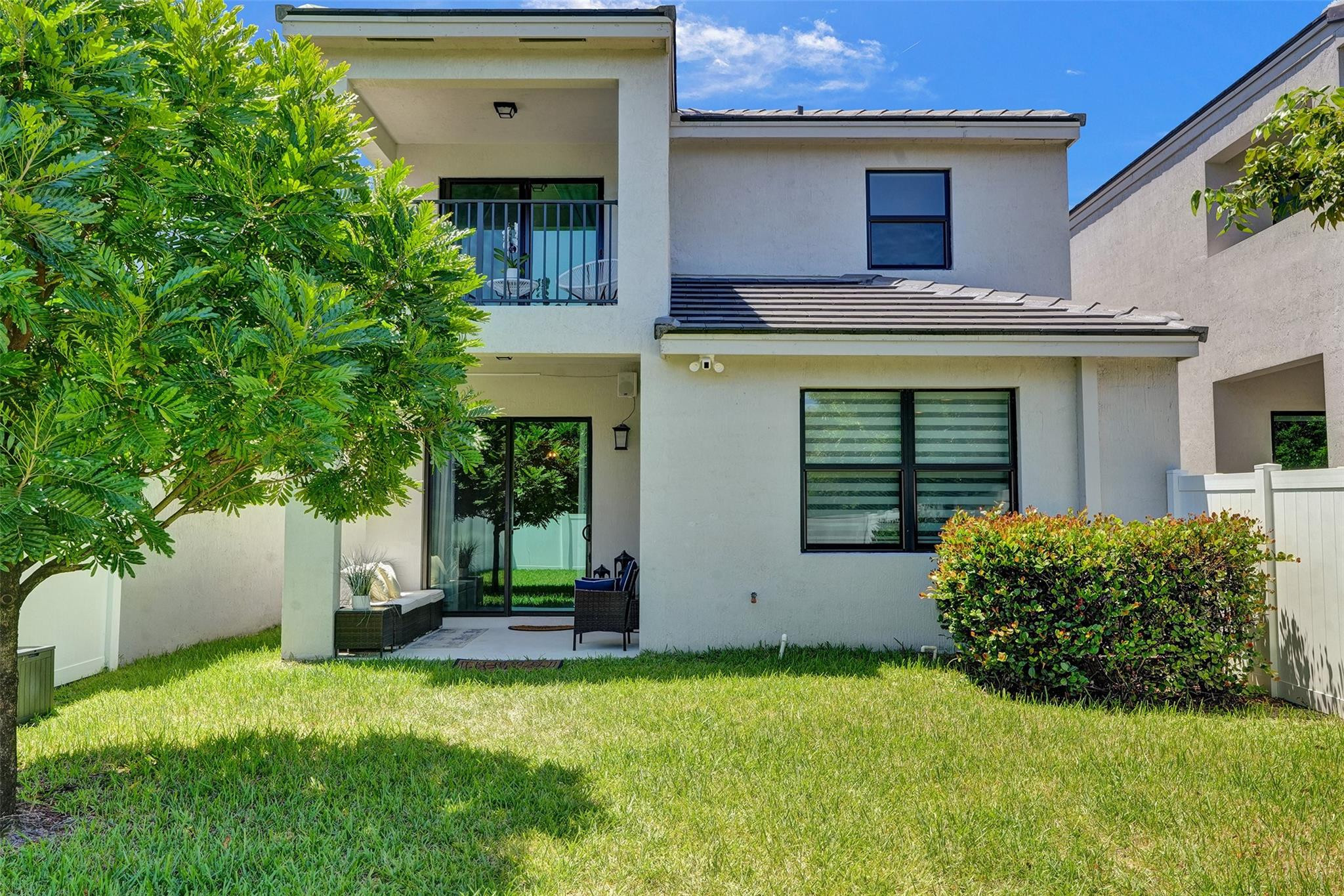 240 NW 36th Ave