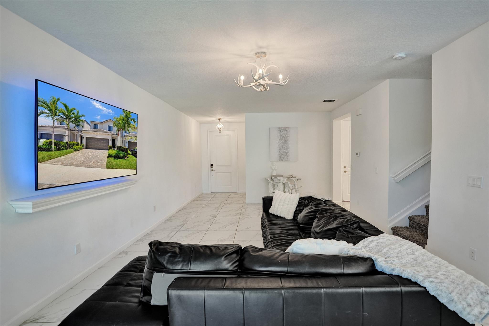 240 NW 36th Ave