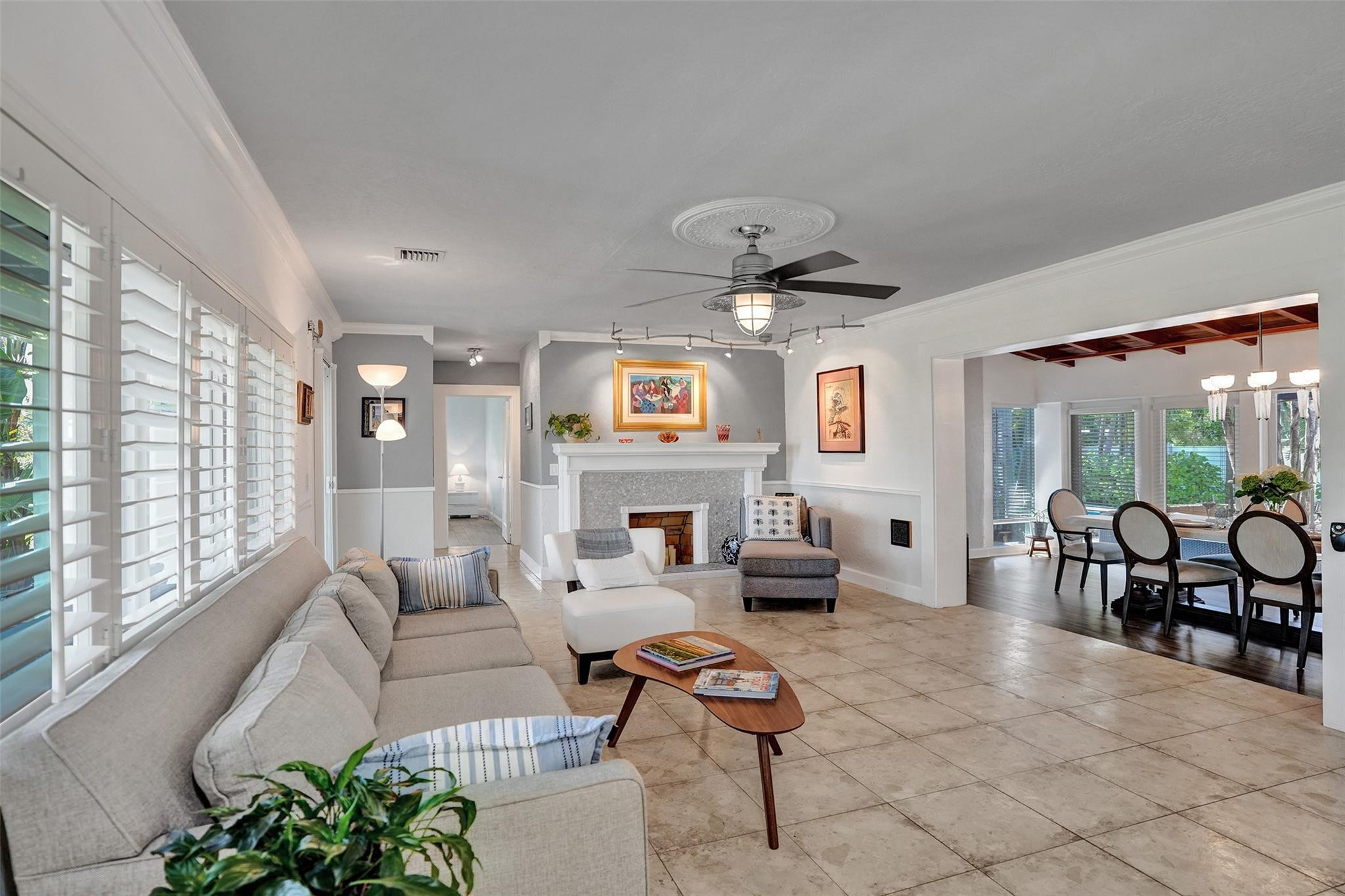 2610 Yacht Club Blvd