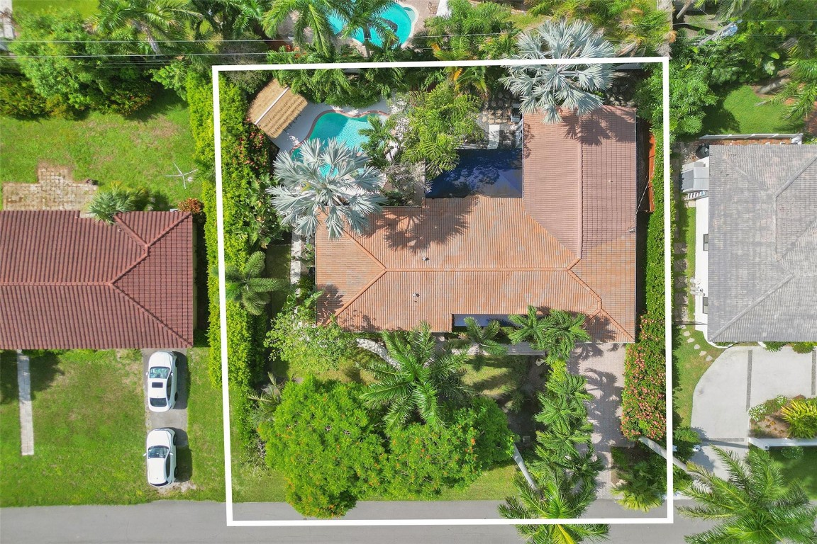 2610 Yacht Club Blvd