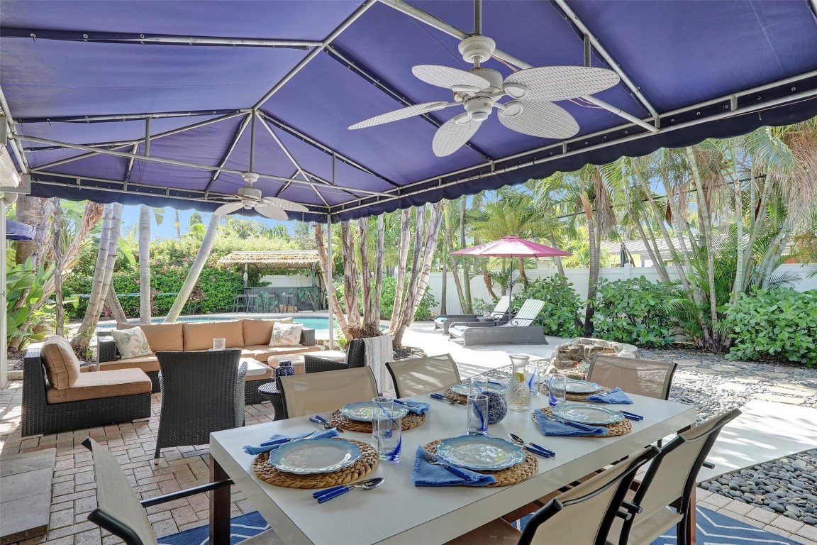 2610 Yacht Club Blvd