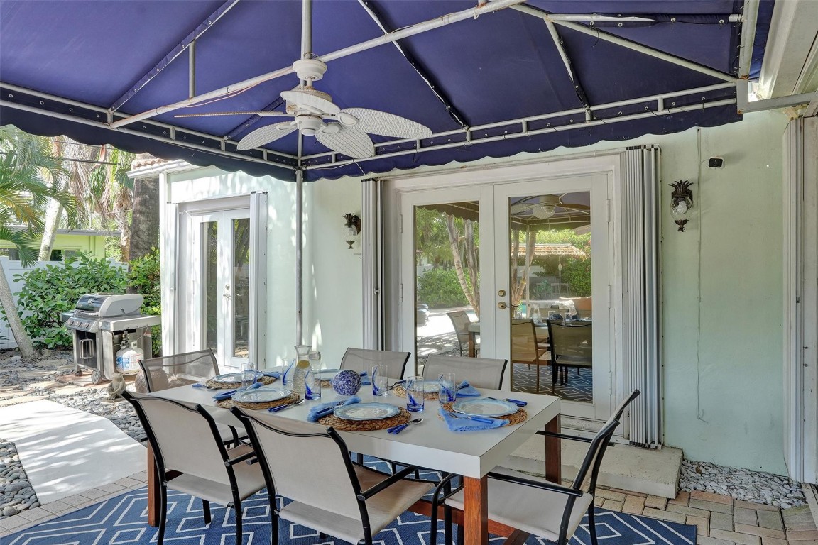 2610 Yacht Club Blvd