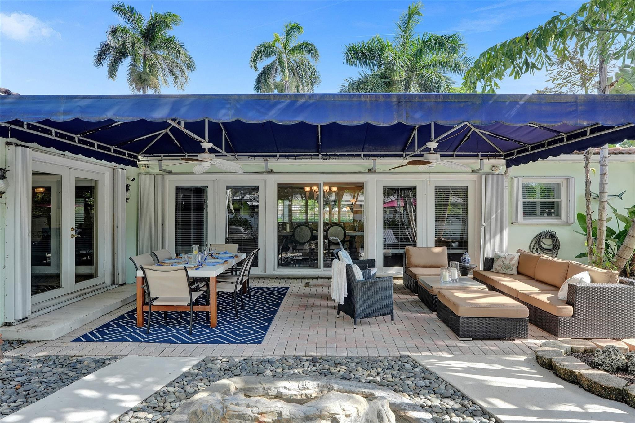 2610 Yacht Club Blvd