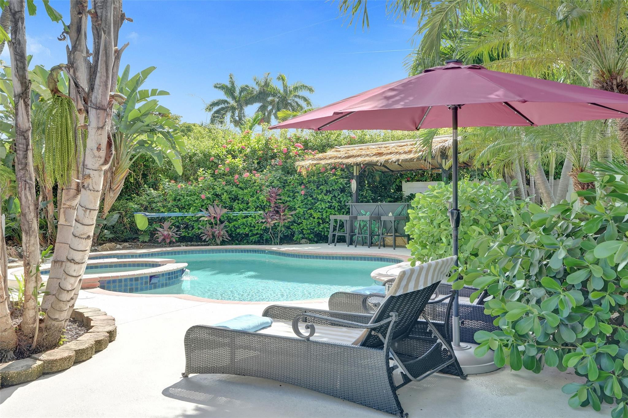 2610 Yacht Club Blvd