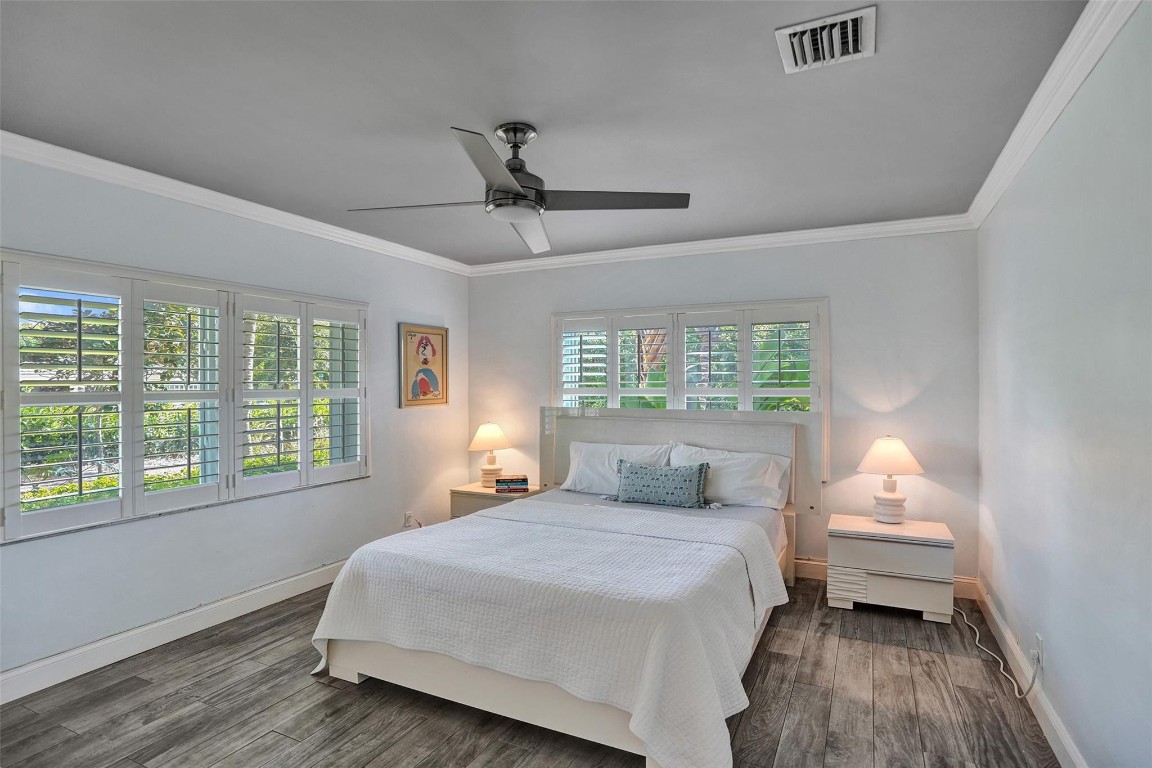 2610 Yacht Club Blvd