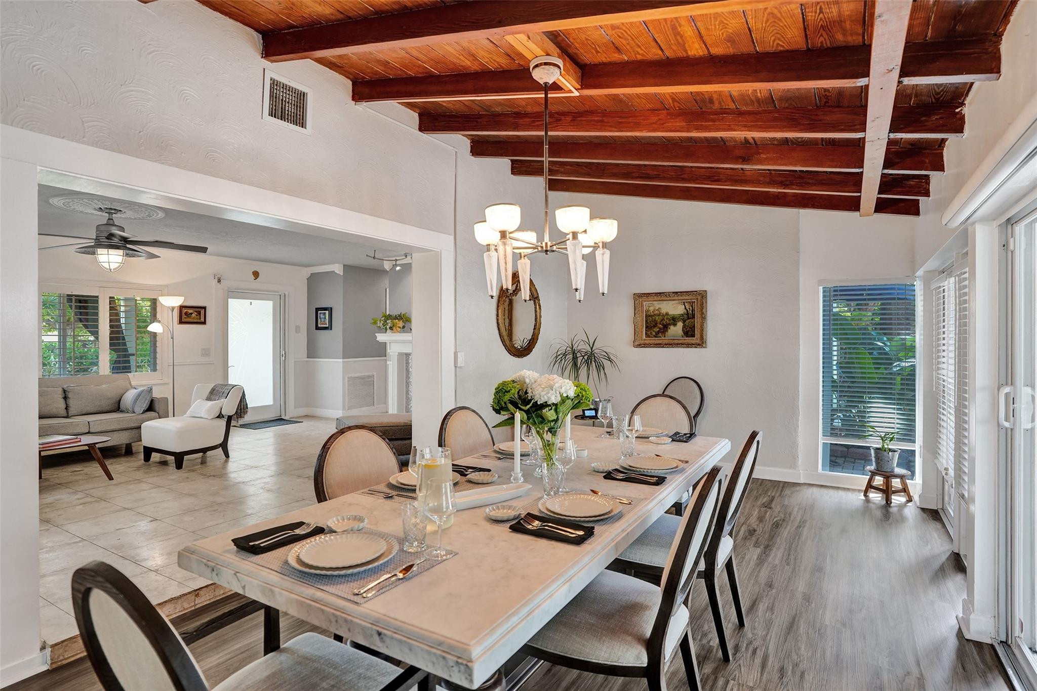 2610 Yacht Club Blvd