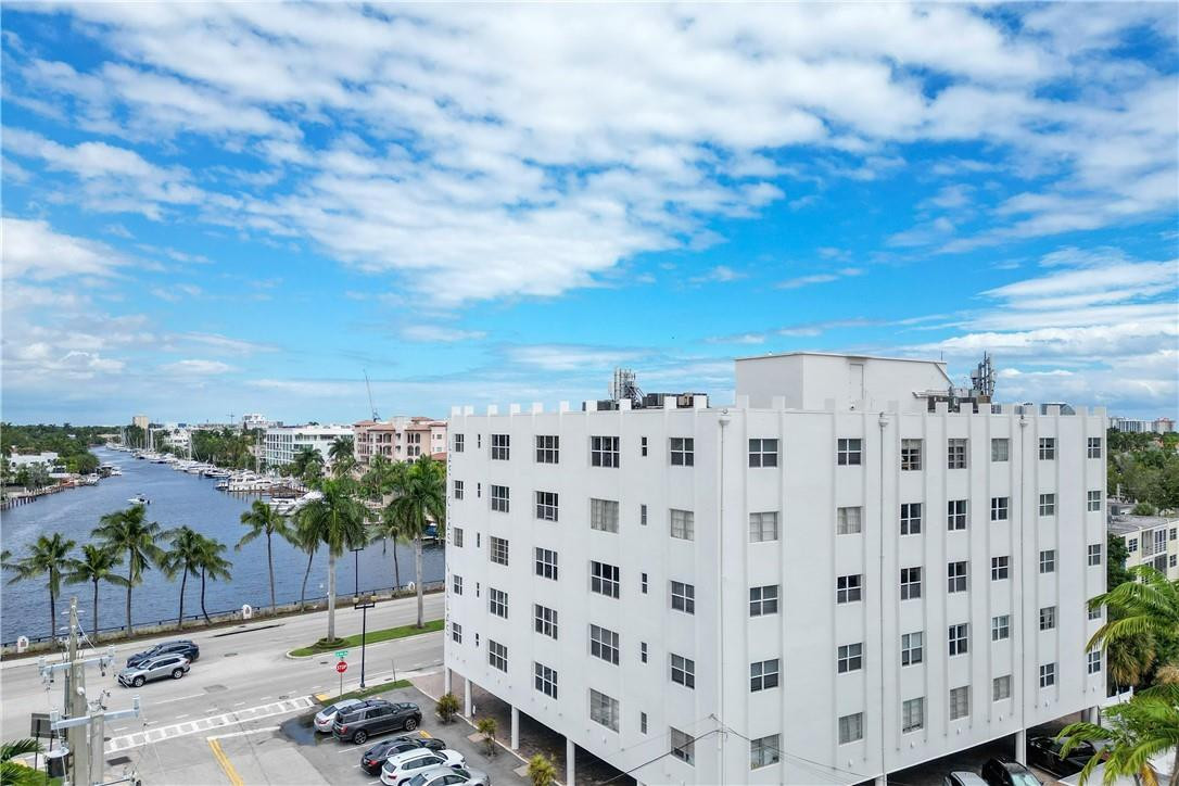 1770 E Las Olas Blvd 301