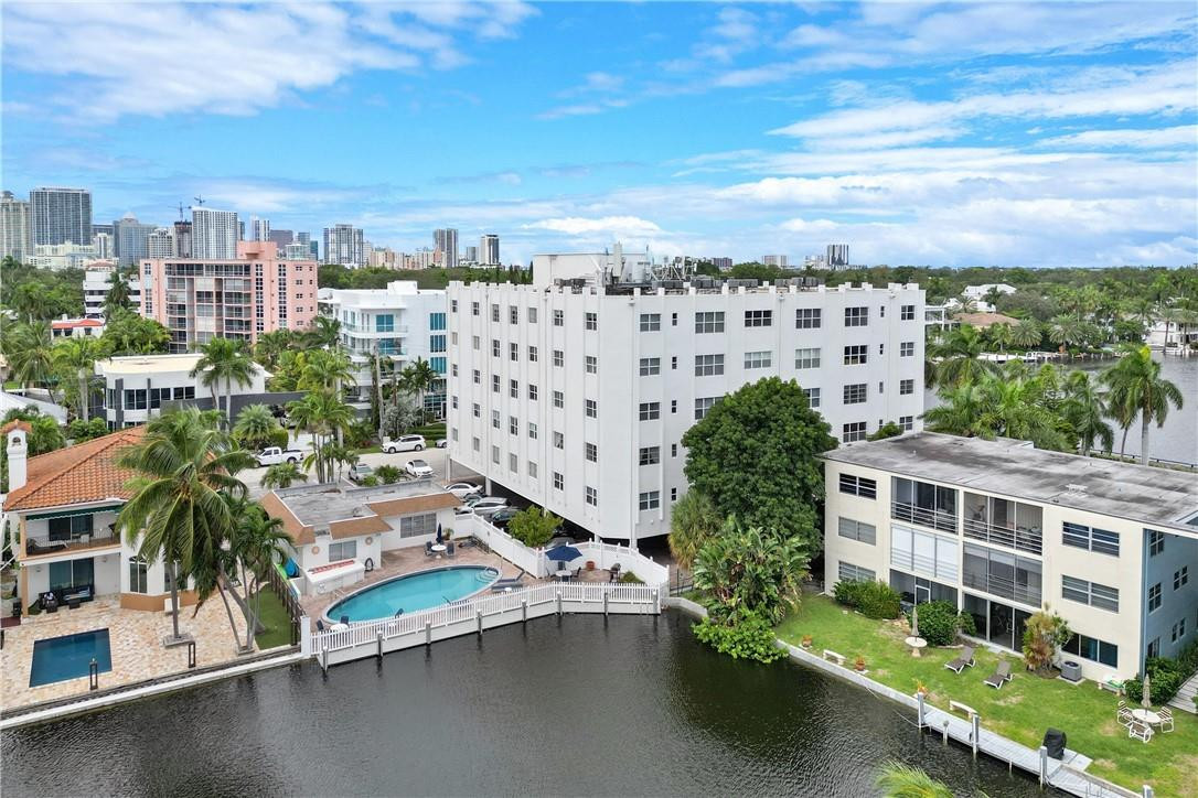 1770 E Las Olas Blvd 301