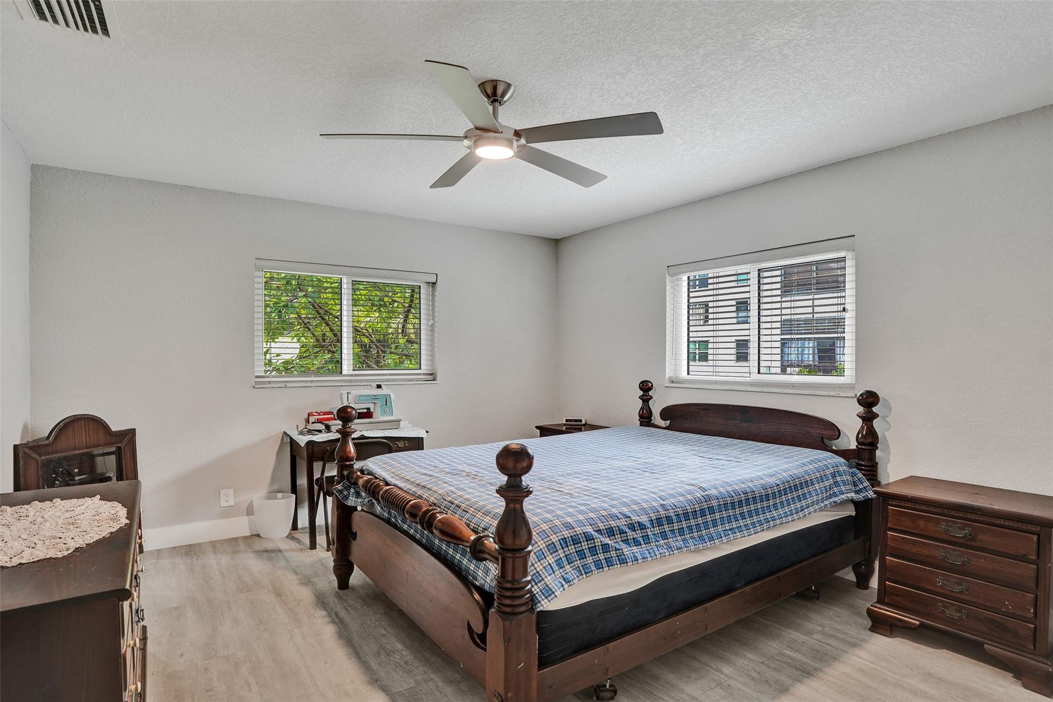 1713 NW 36TH CT
