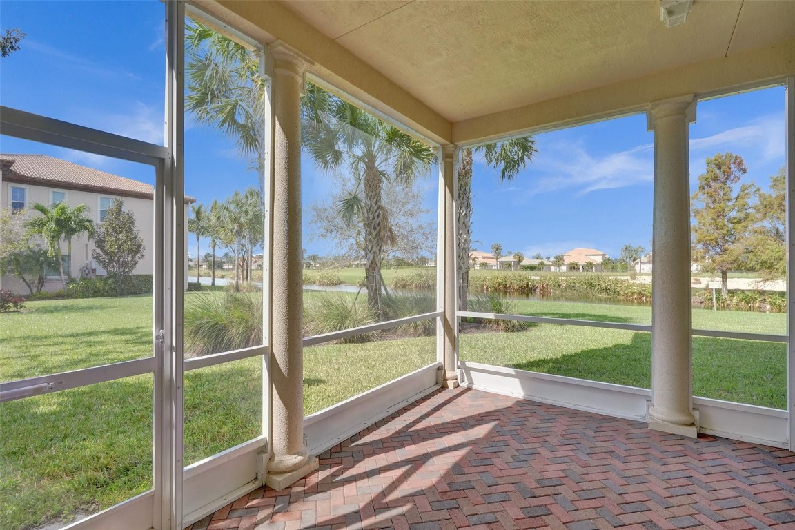 163 Tresana Blvd 119