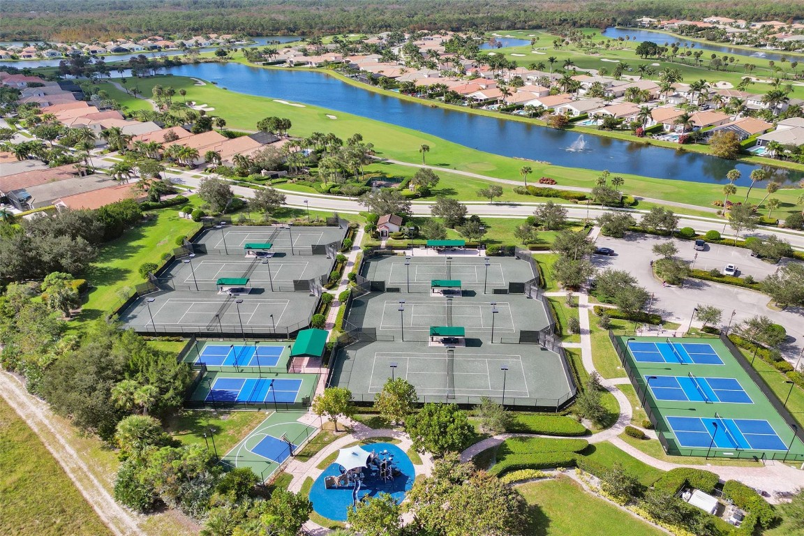 163 Tresana Blvd 119