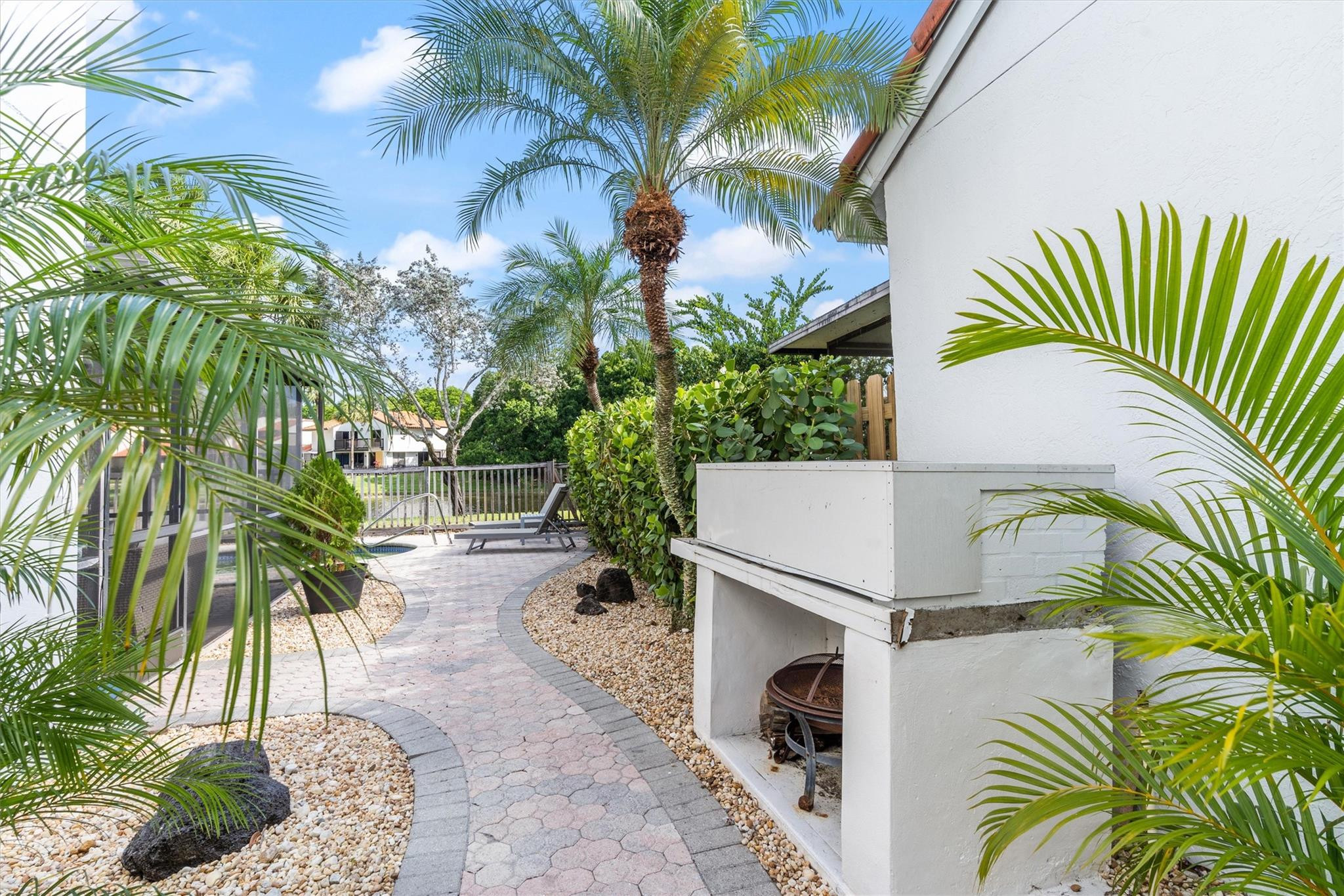 5556 Fox Hollow Drive