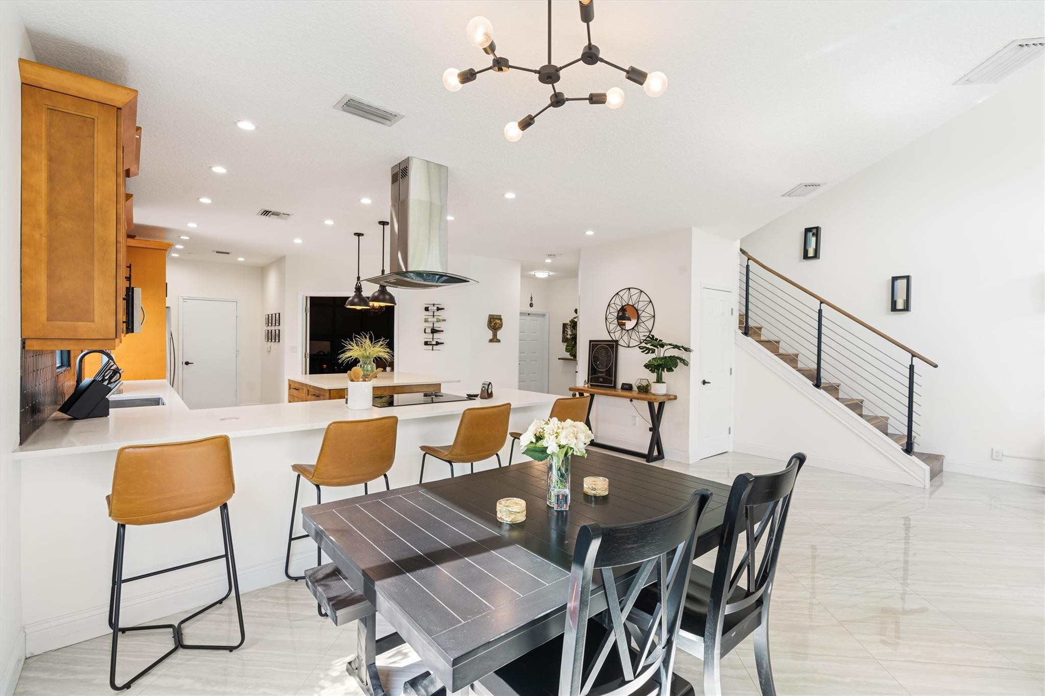 5556 Fox Hollow Drive