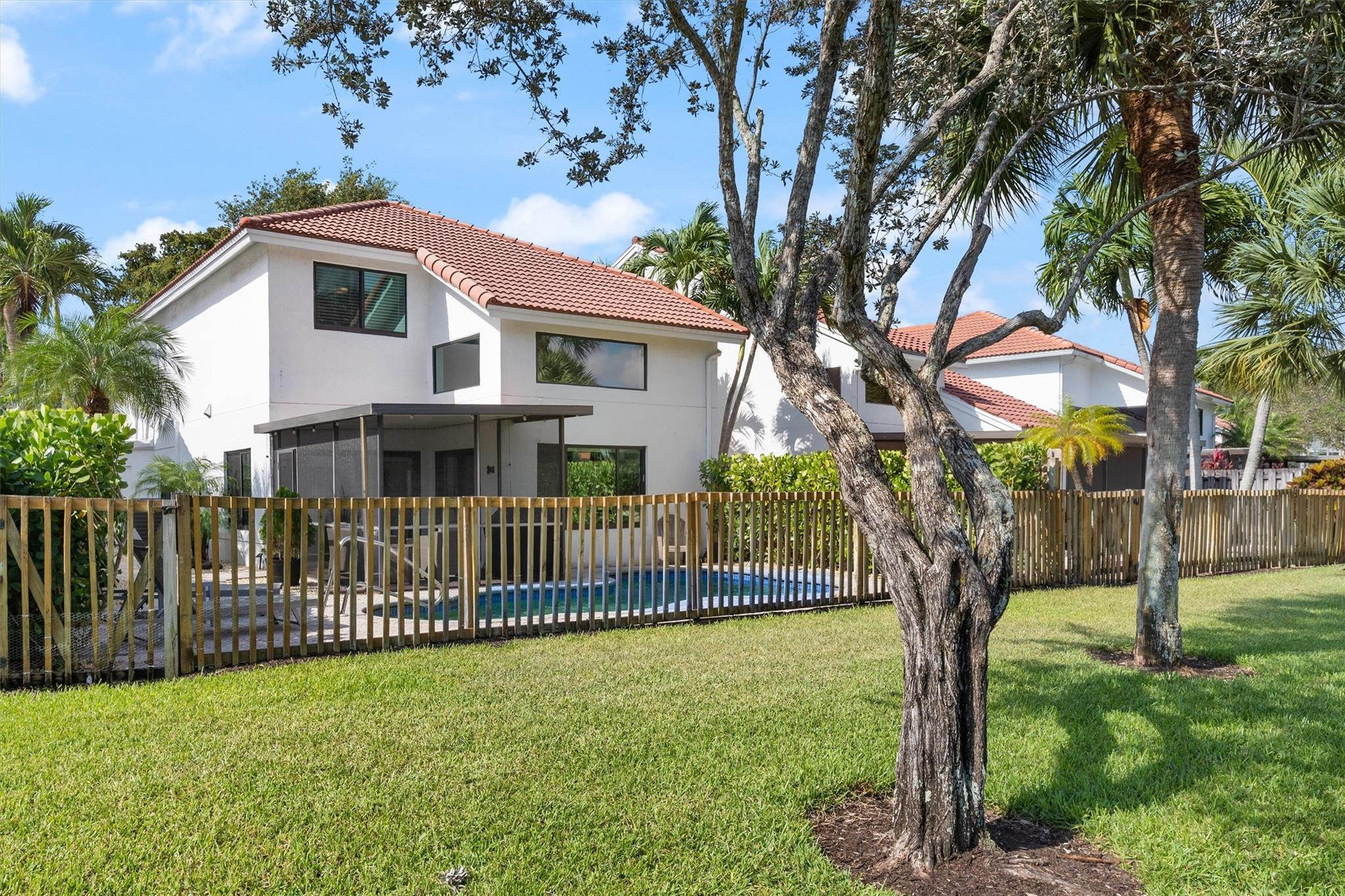 5556 Fox Hollow Drive