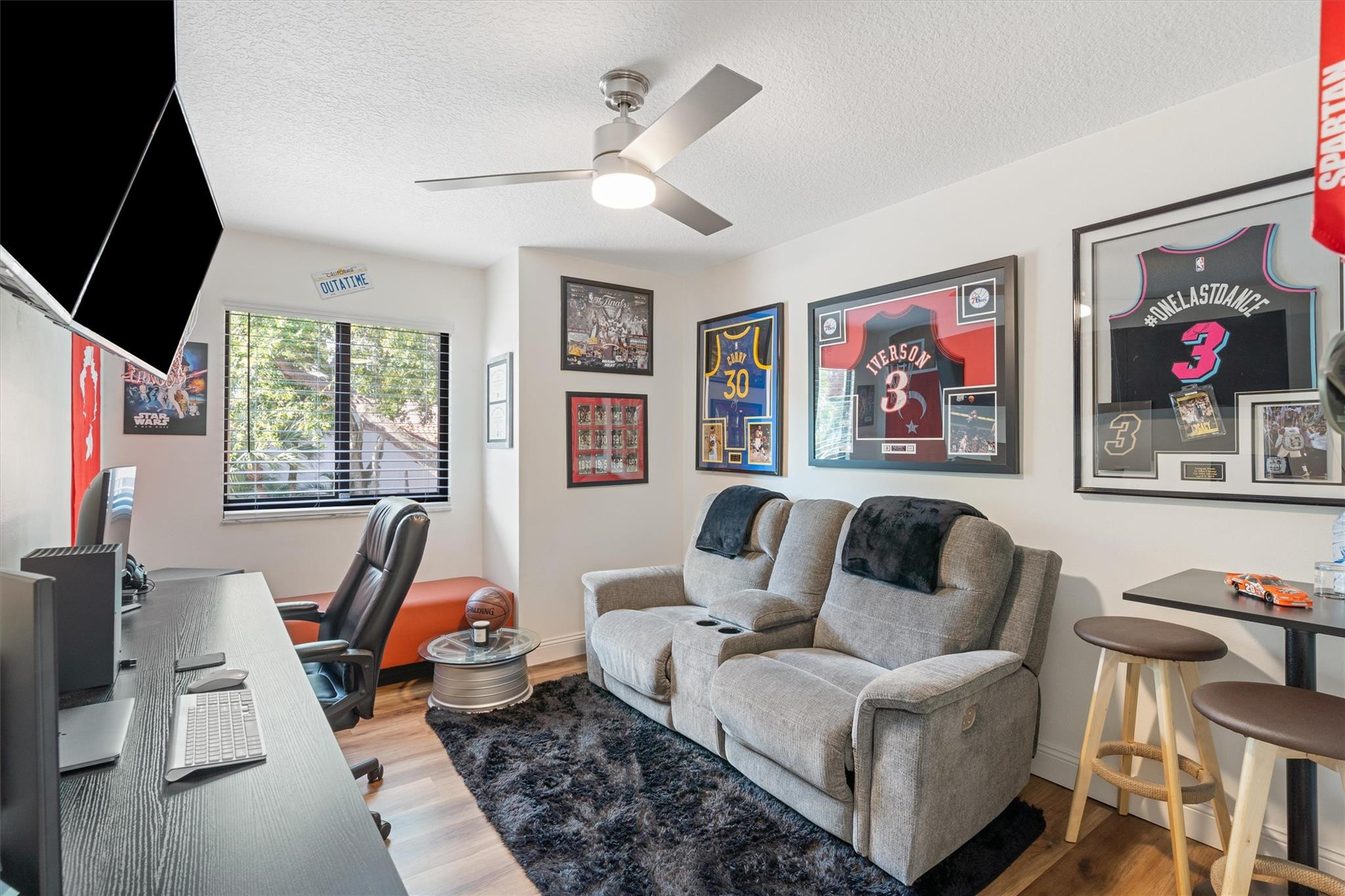 5556 Fox Hollow Drive