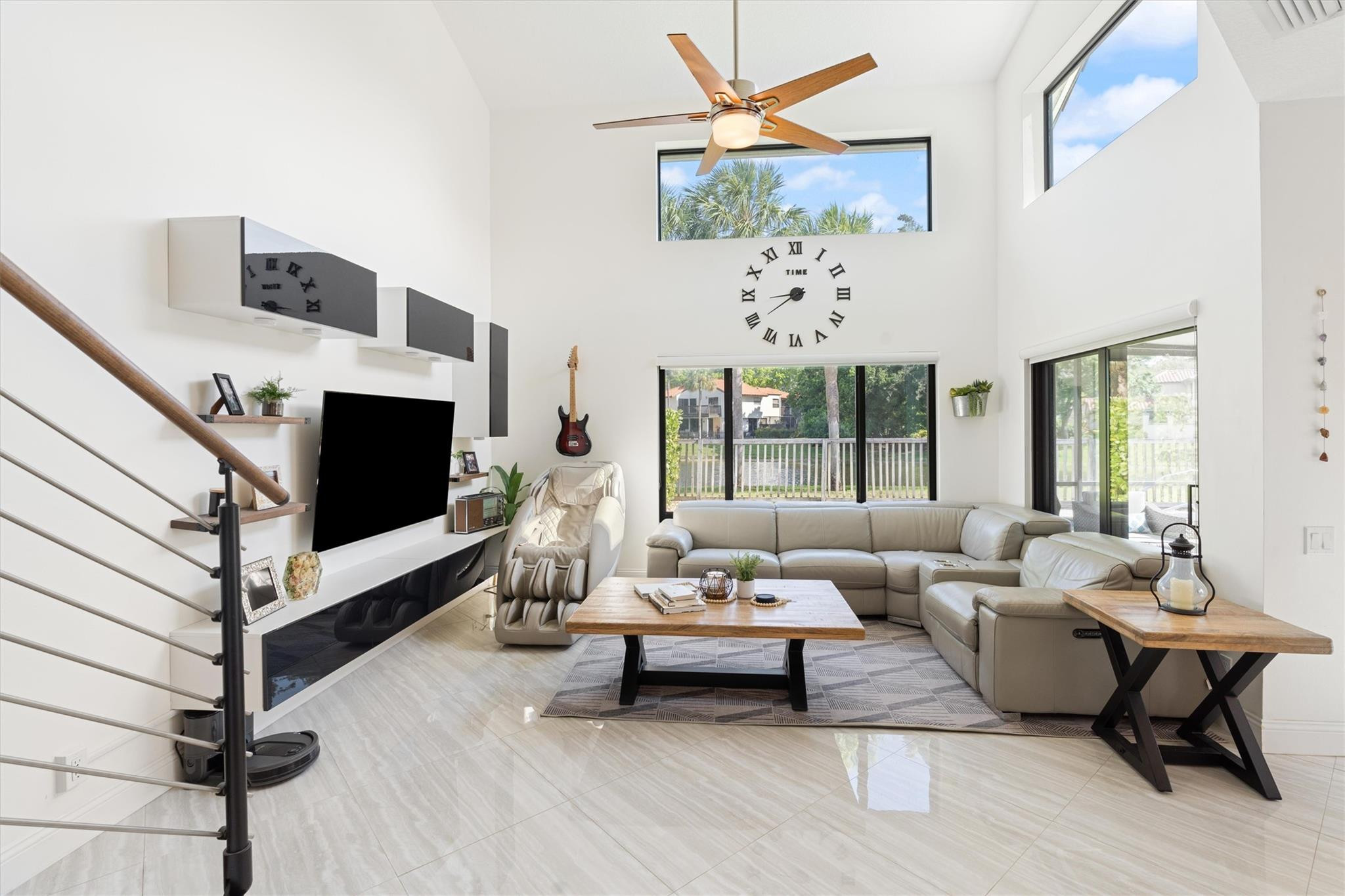 5556 Fox Hollow Drive