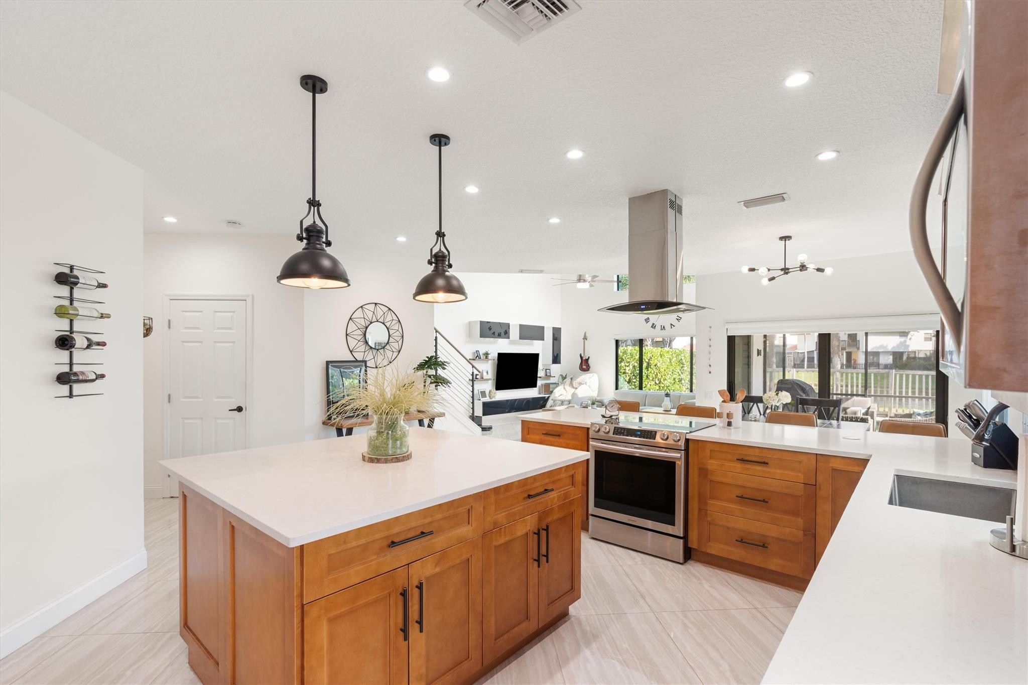 5556 Fox Hollow Drive