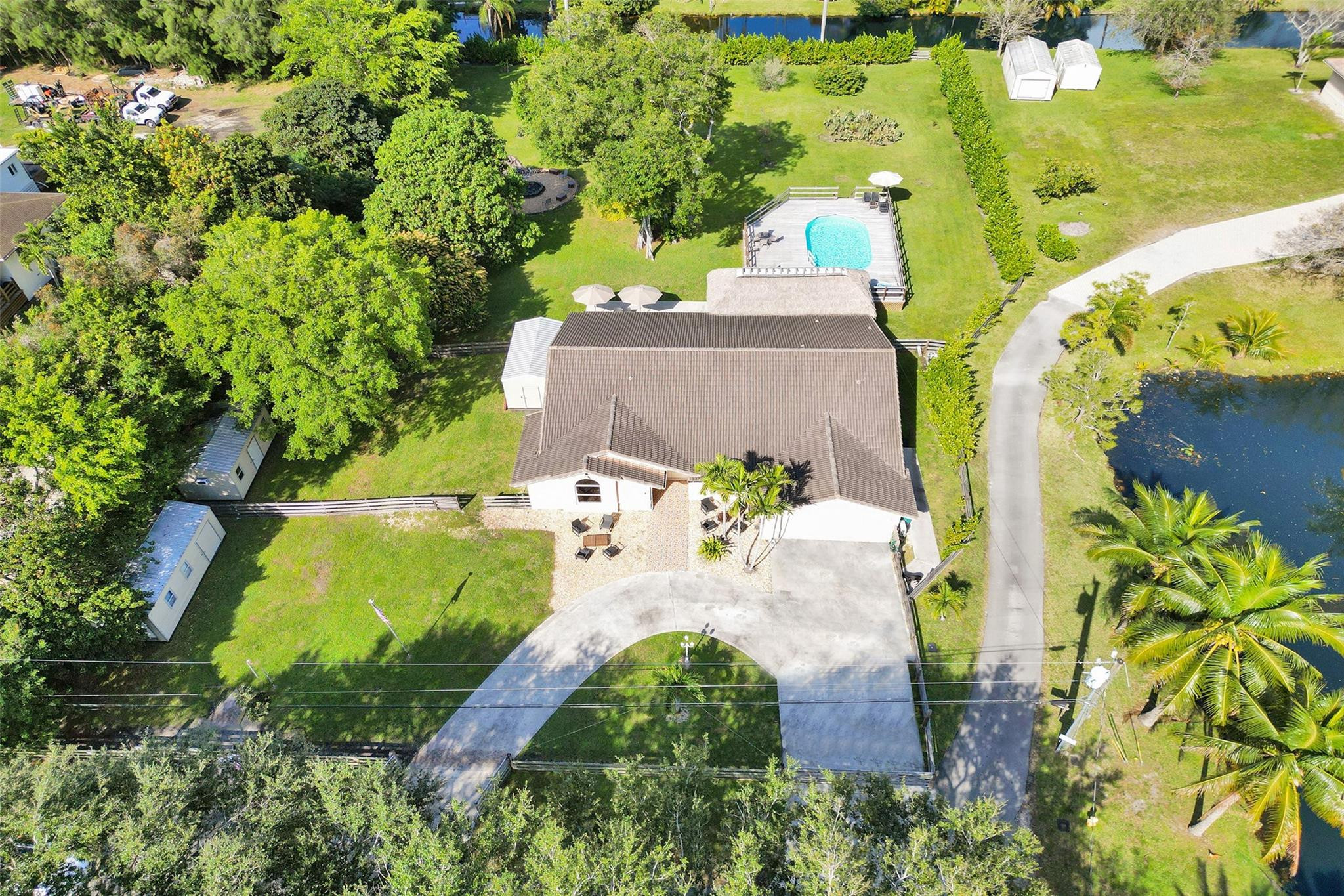 9701 SW 55th Ct