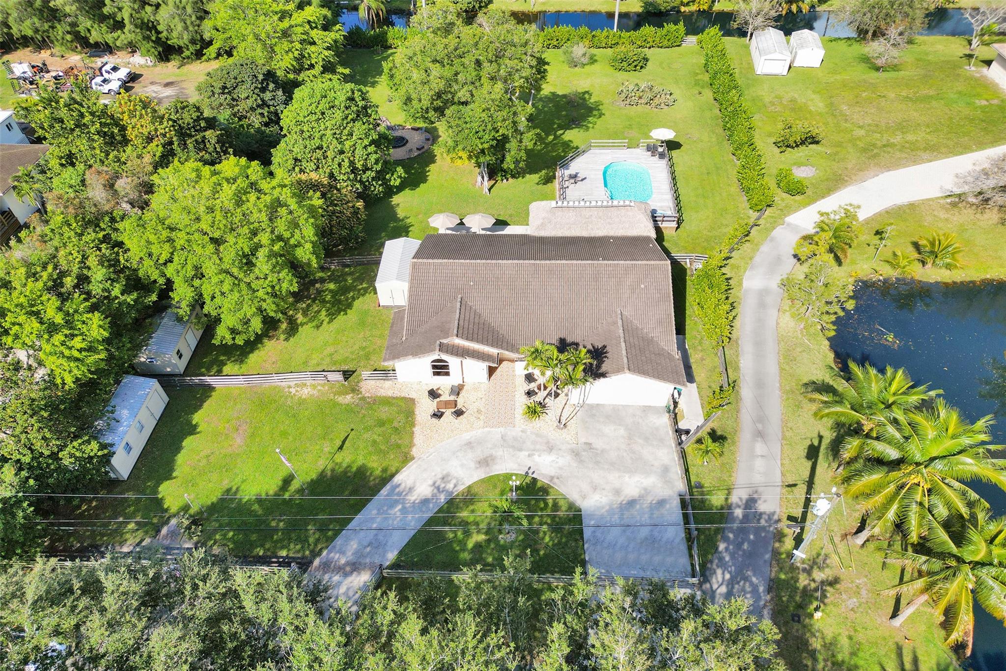 9701 SW 55th Ct