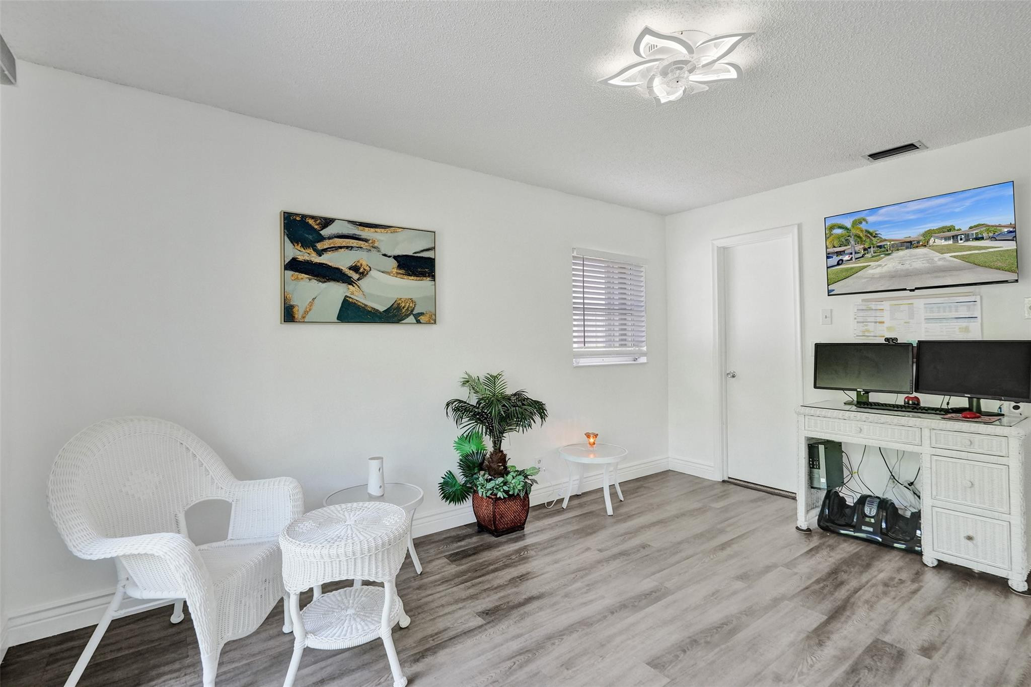 14711 Edna Way 14711