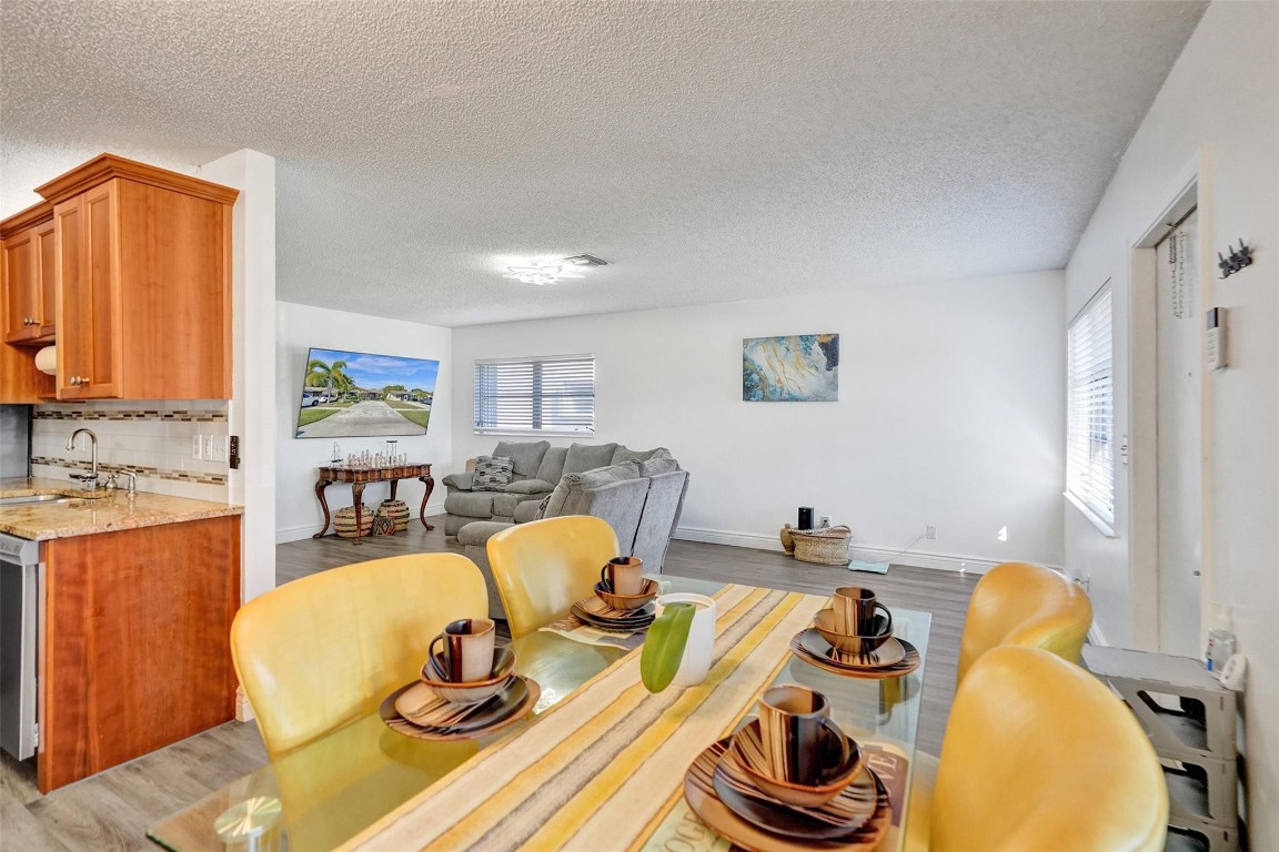 14711 Edna Way 14711