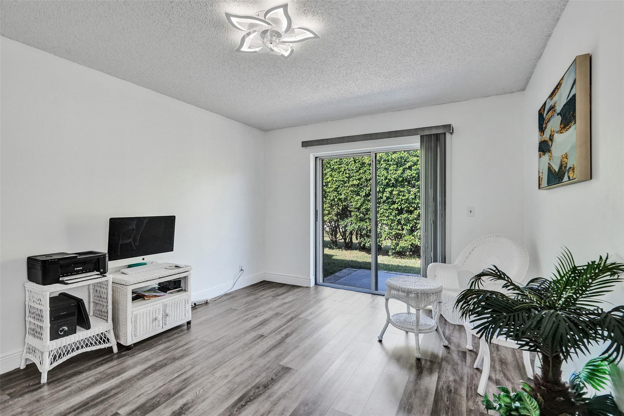 14711 Edna Way 14711