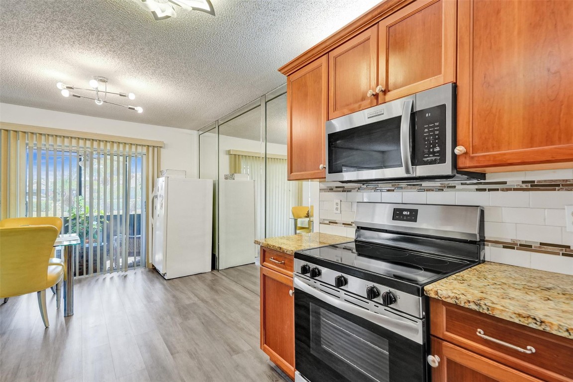 14711 Edna Way 14711