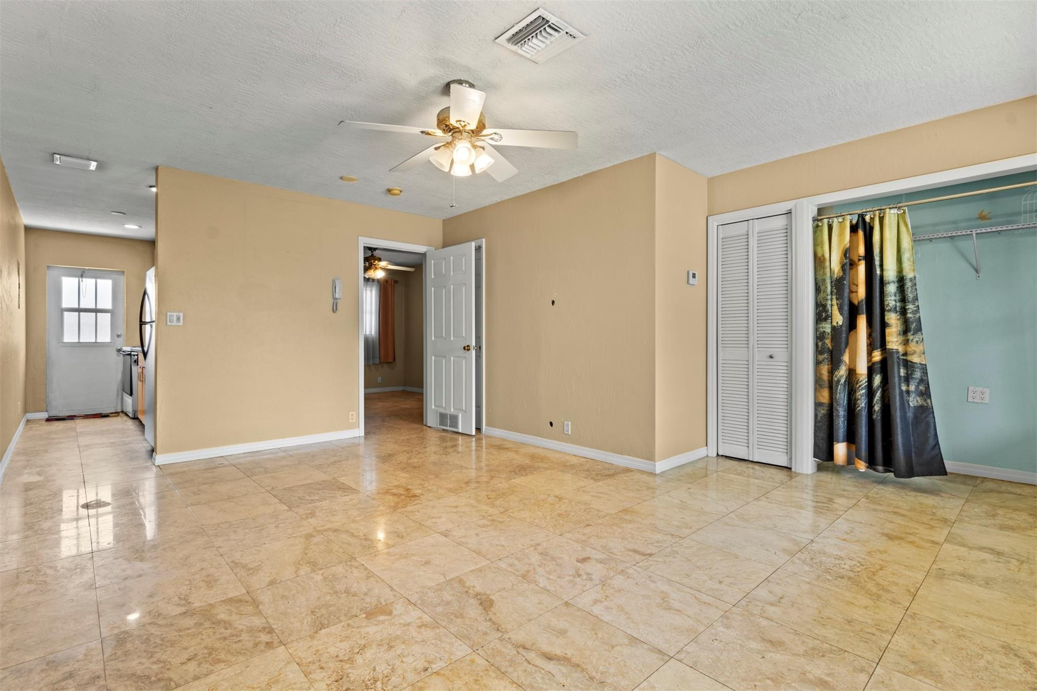 736 NE 13th Ct 21