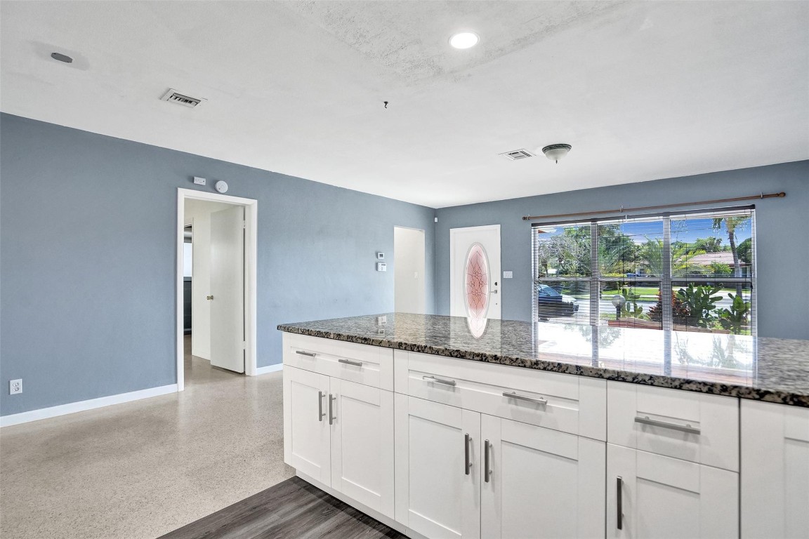 1061-1081 NE 26th Ave #1-2