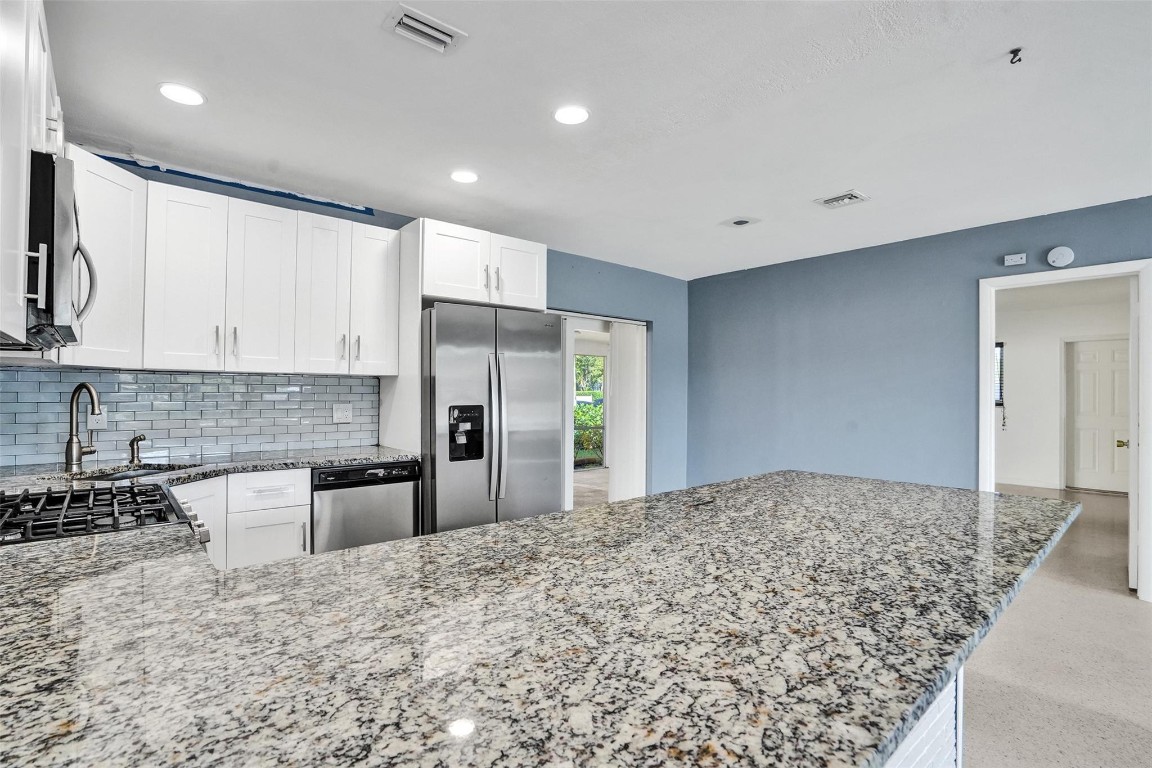 1061-1081 NE 26th Ave #1-2