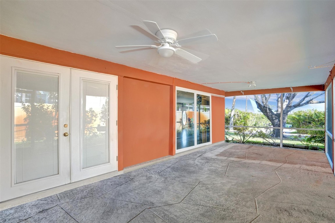 1061-1081 NE 26th Ave #1-2