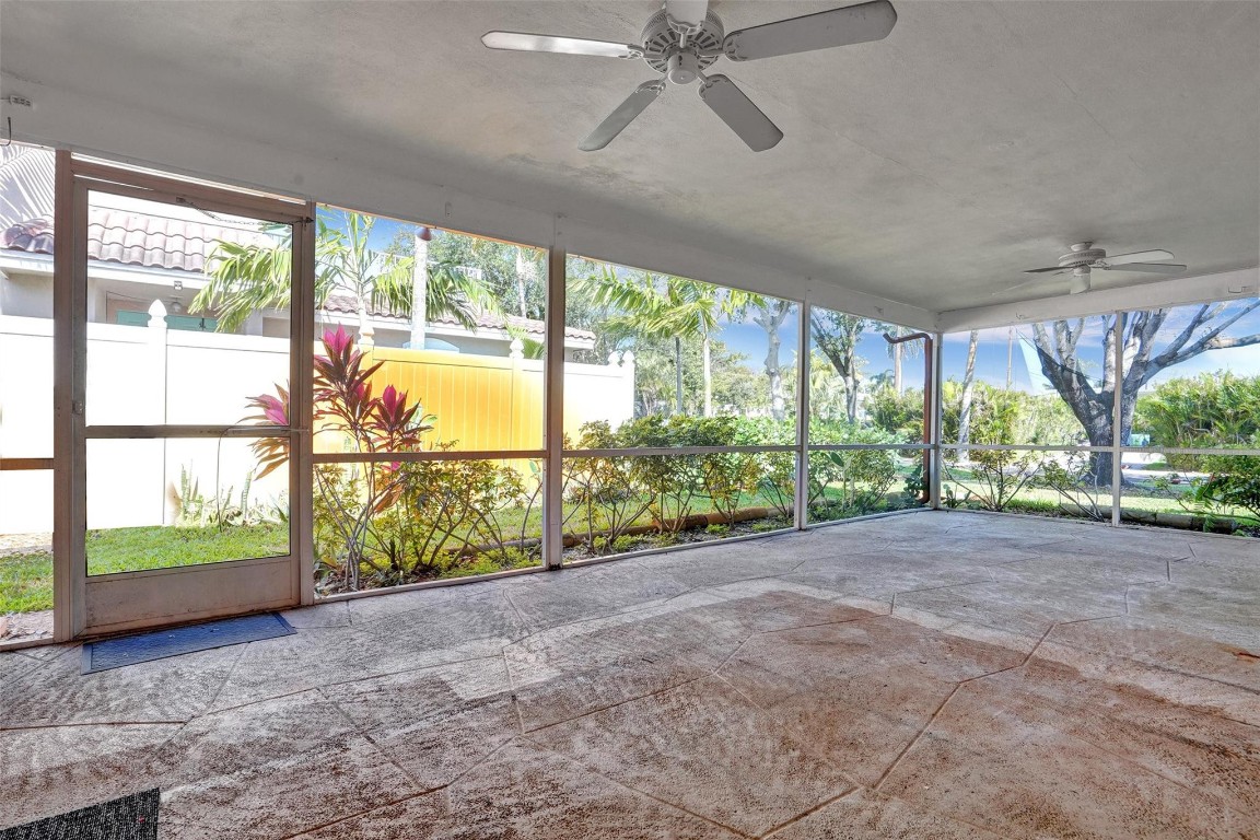 1061-1081 NE 26th Ave #1-2