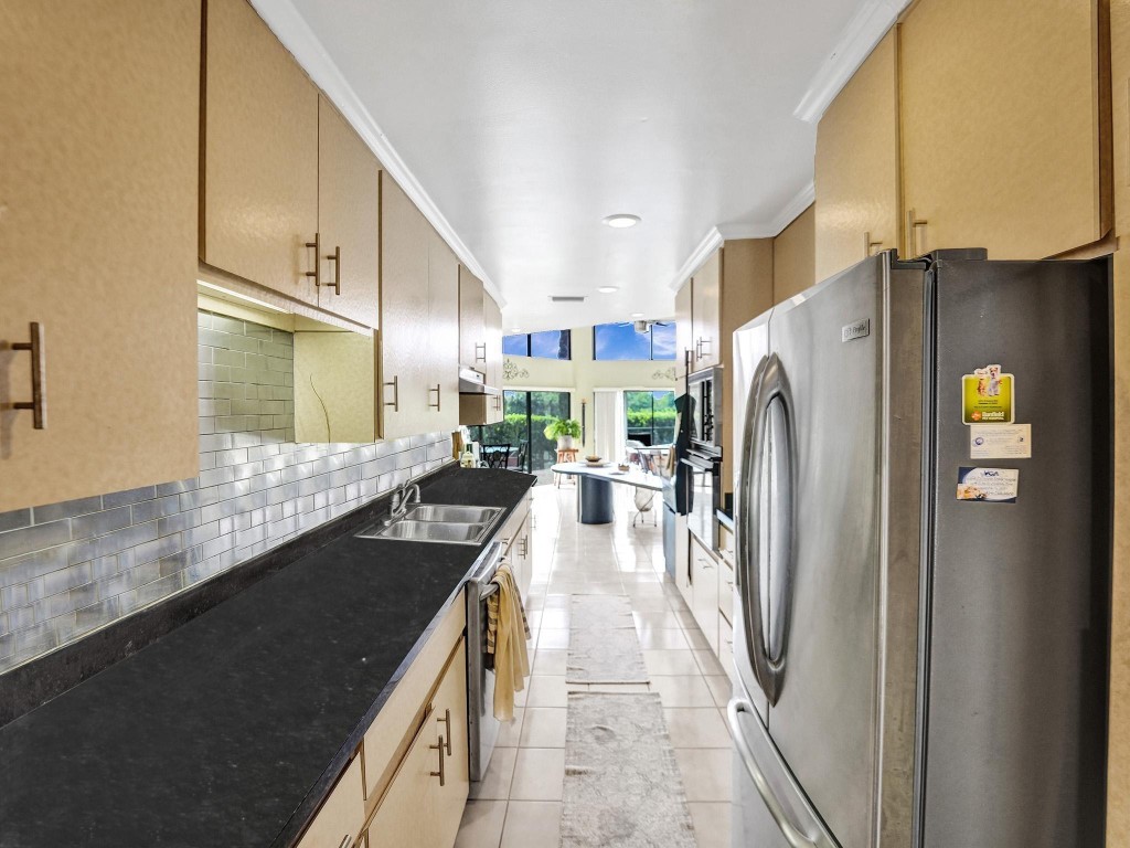 5702 White Hickory Cir