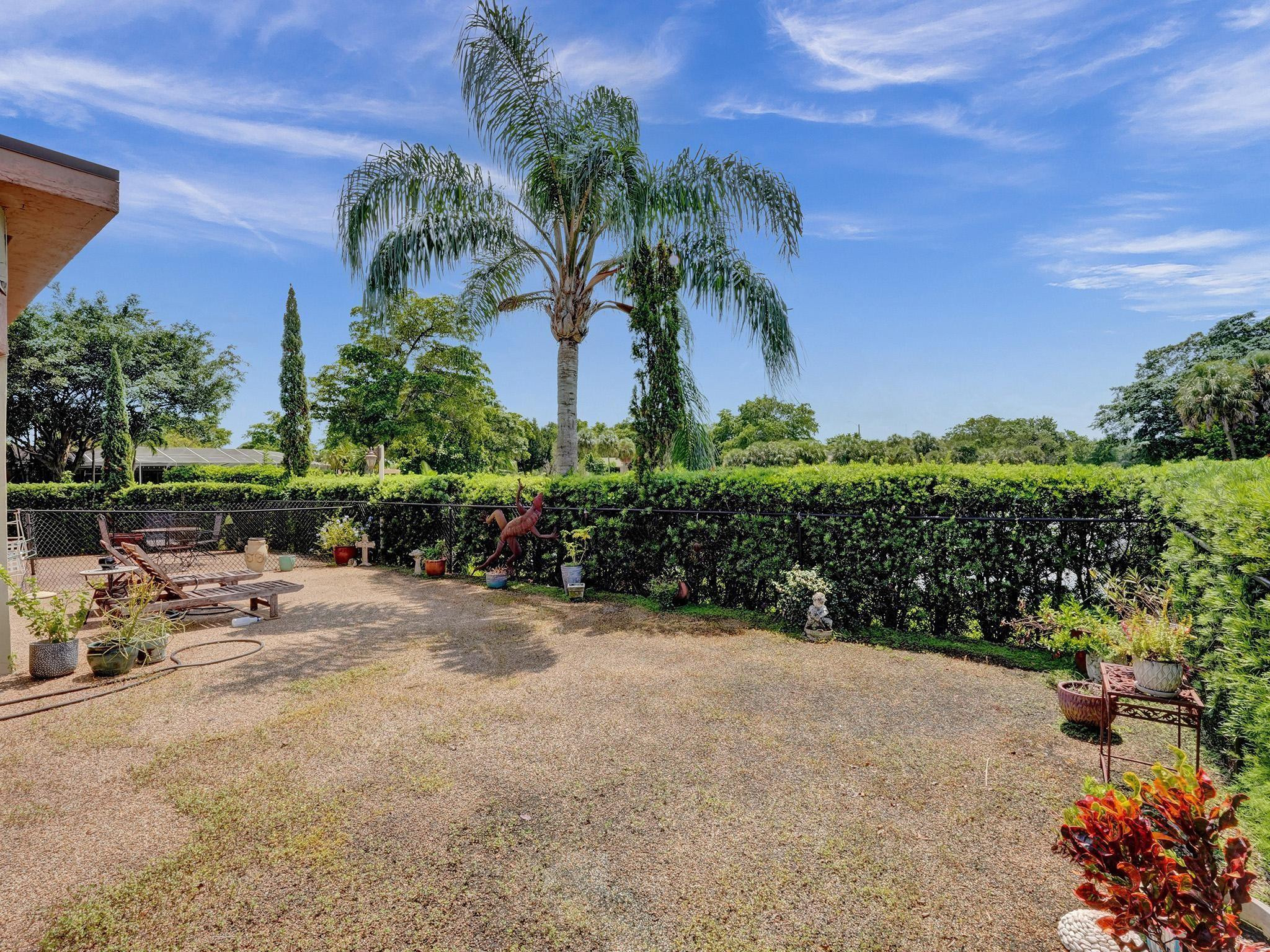 5702 White Hickory Cir