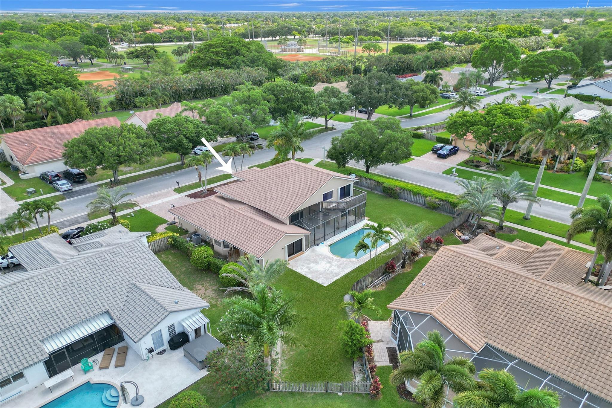10700 NW 7TH CT