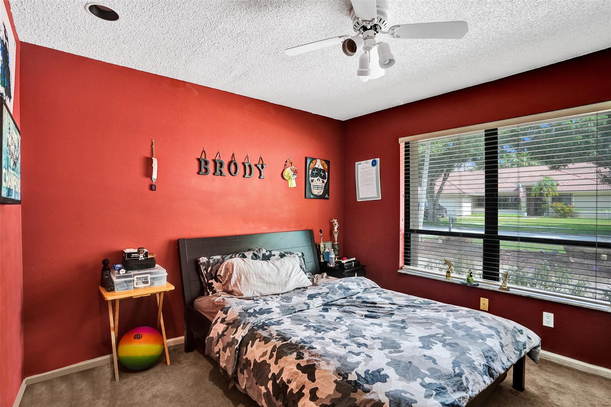 10700 NW 7TH CT