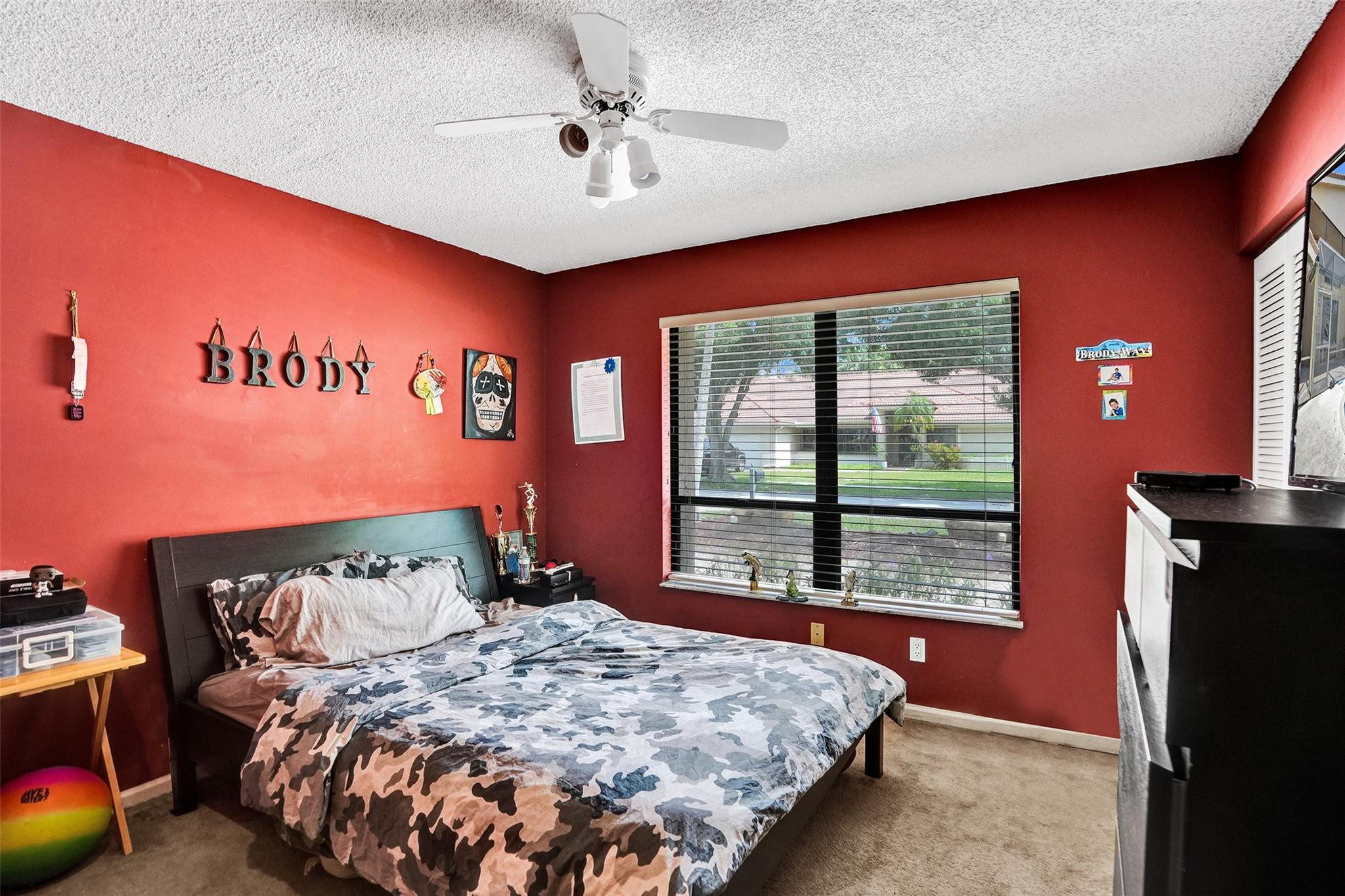 10700 NW 7TH CT