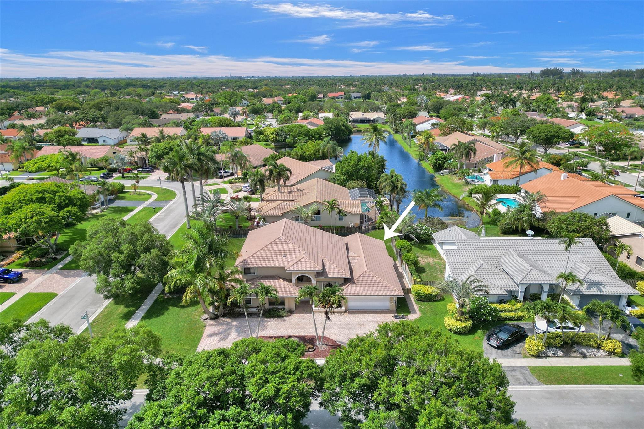 10700 NW 7TH CT