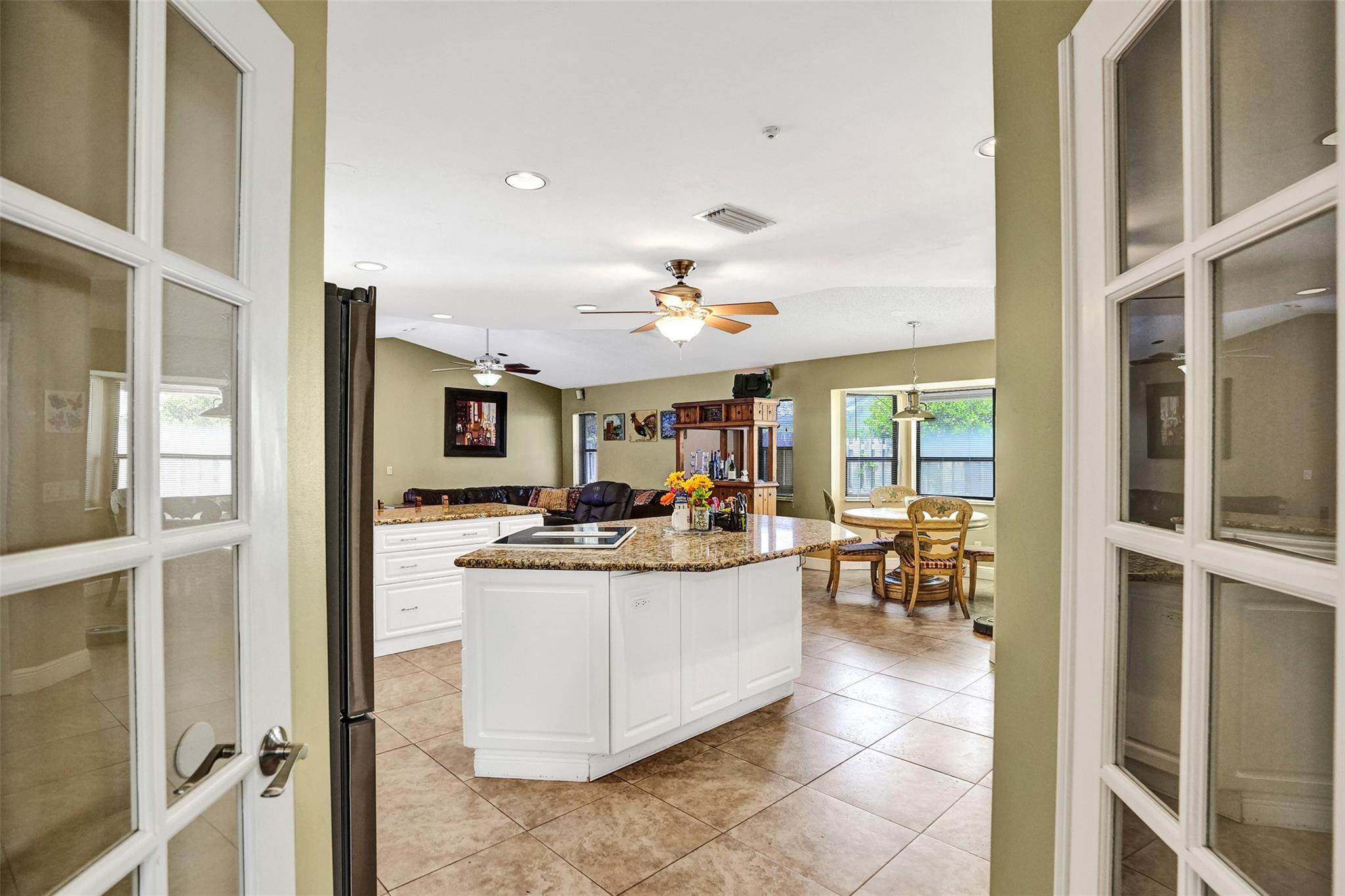 10700 NW 7TH CT