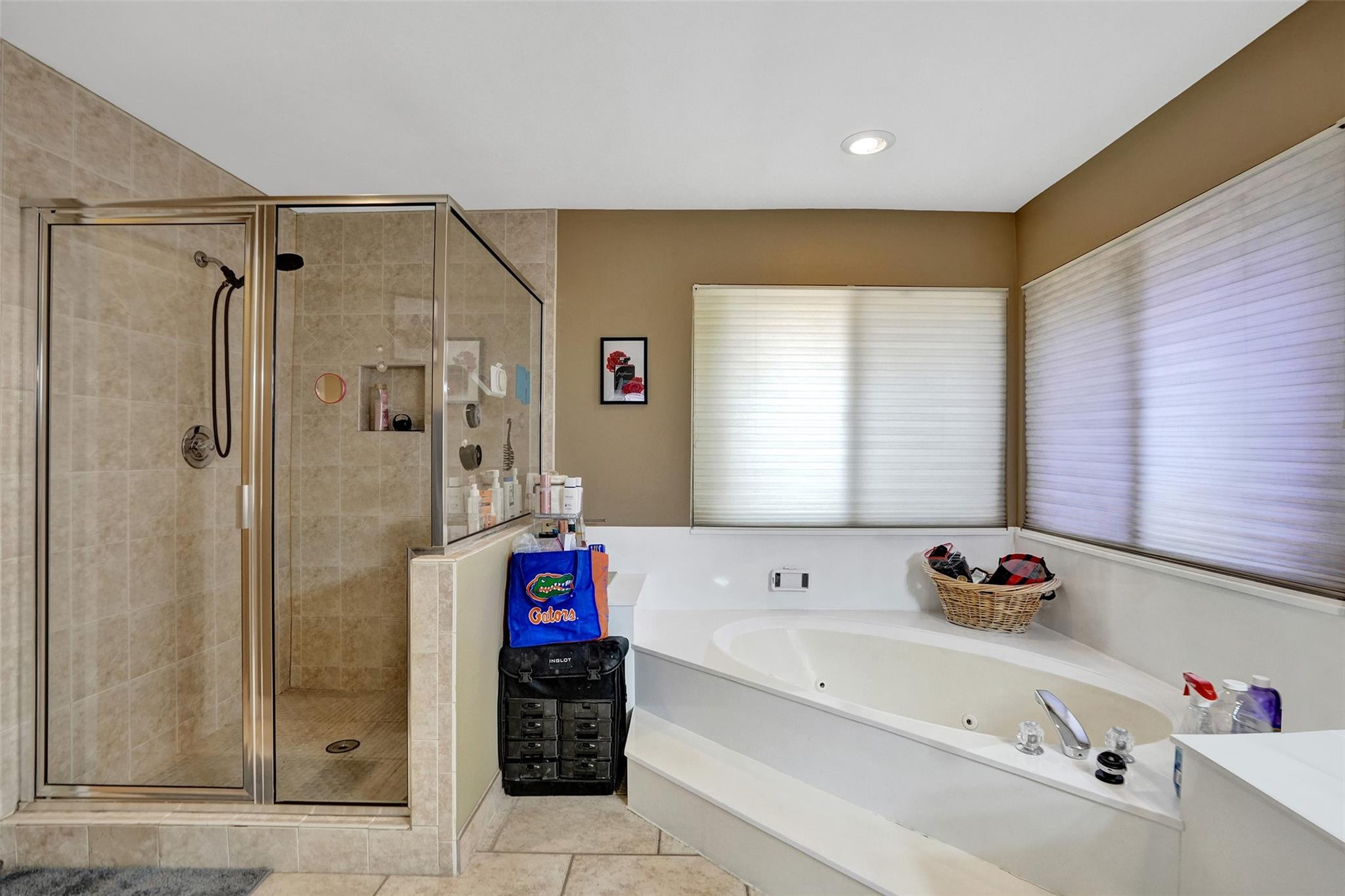 10700 NW 7TH CT