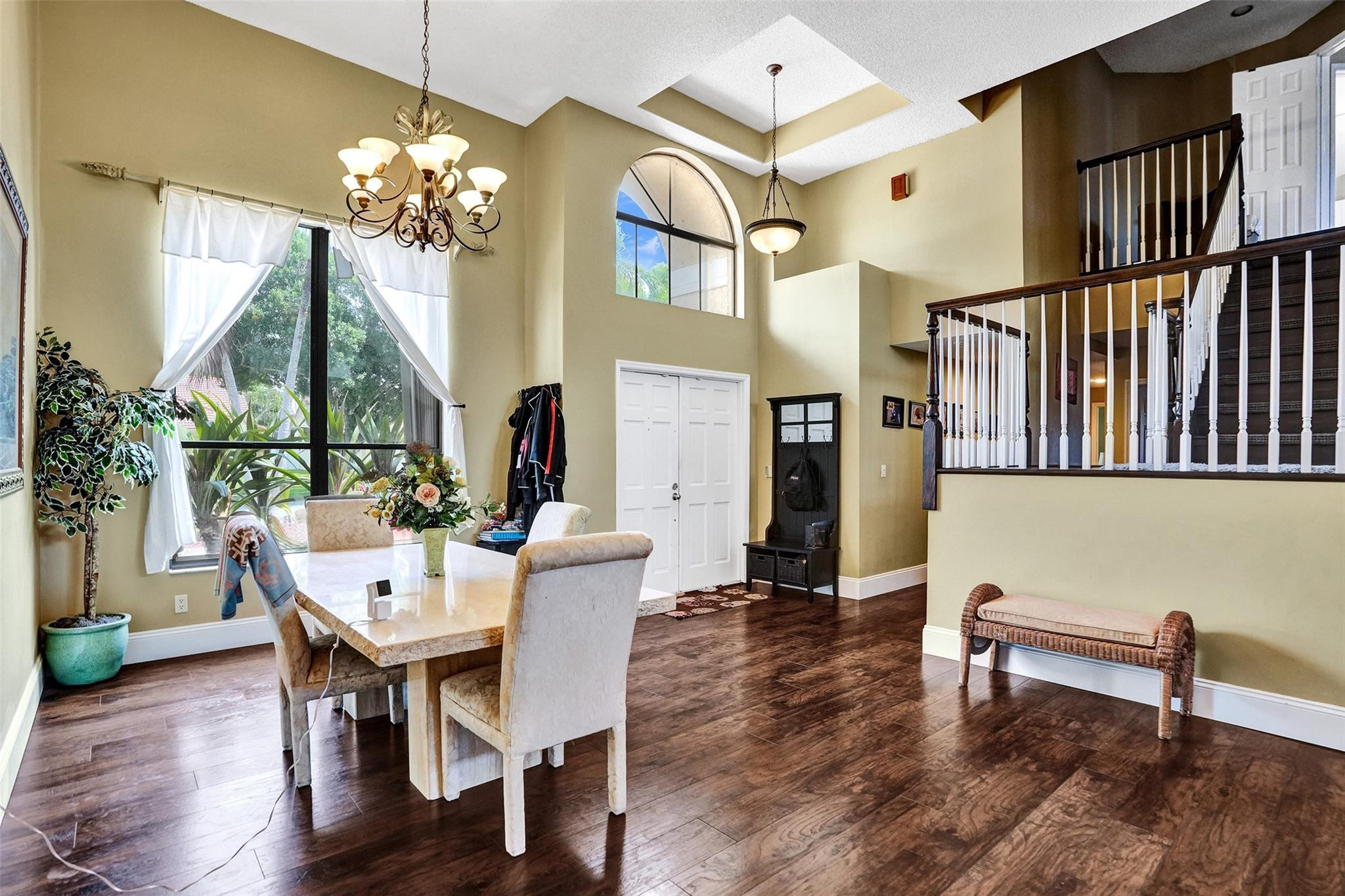 10700 NW 7TH CT