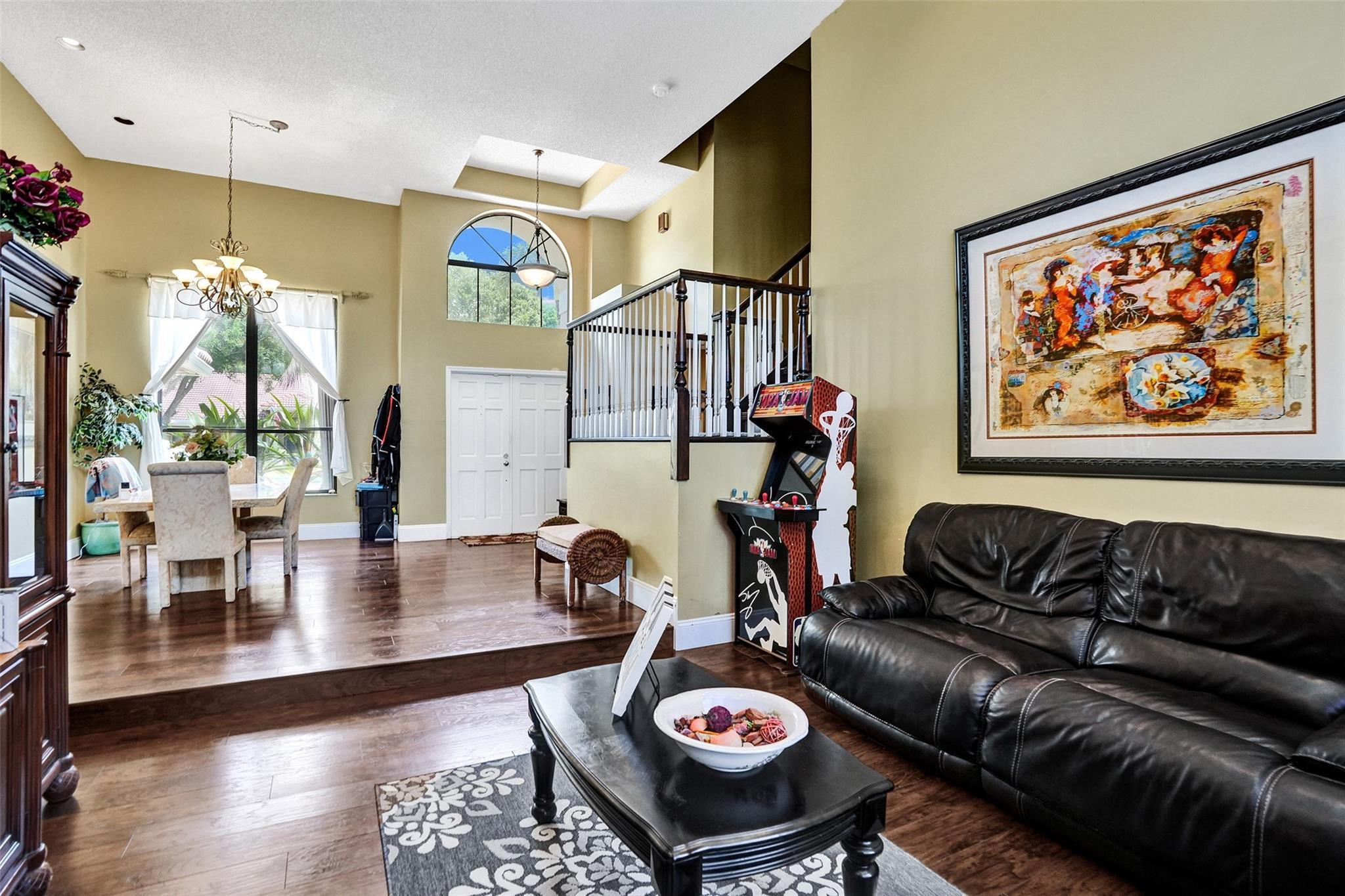 10700 NW 7TH CT