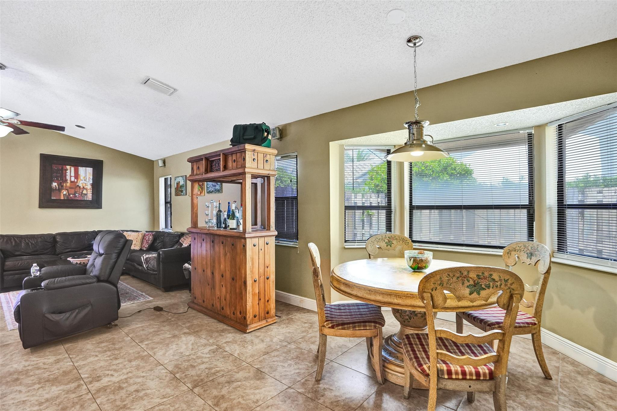 10700 NW 7TH CT