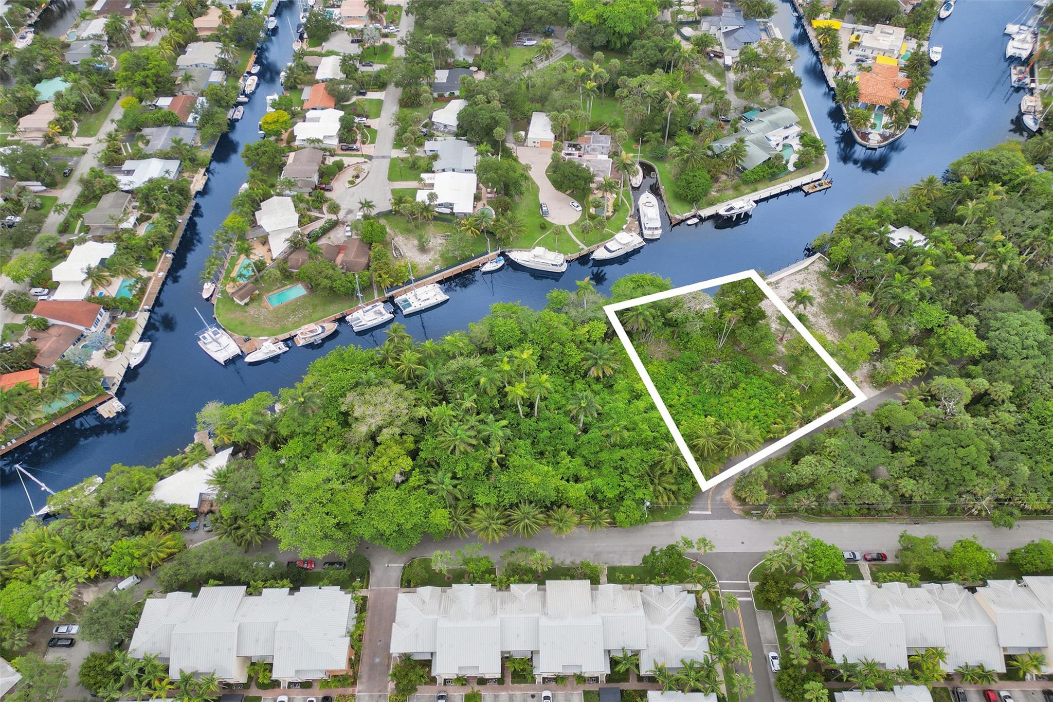 351 SW 14th Way