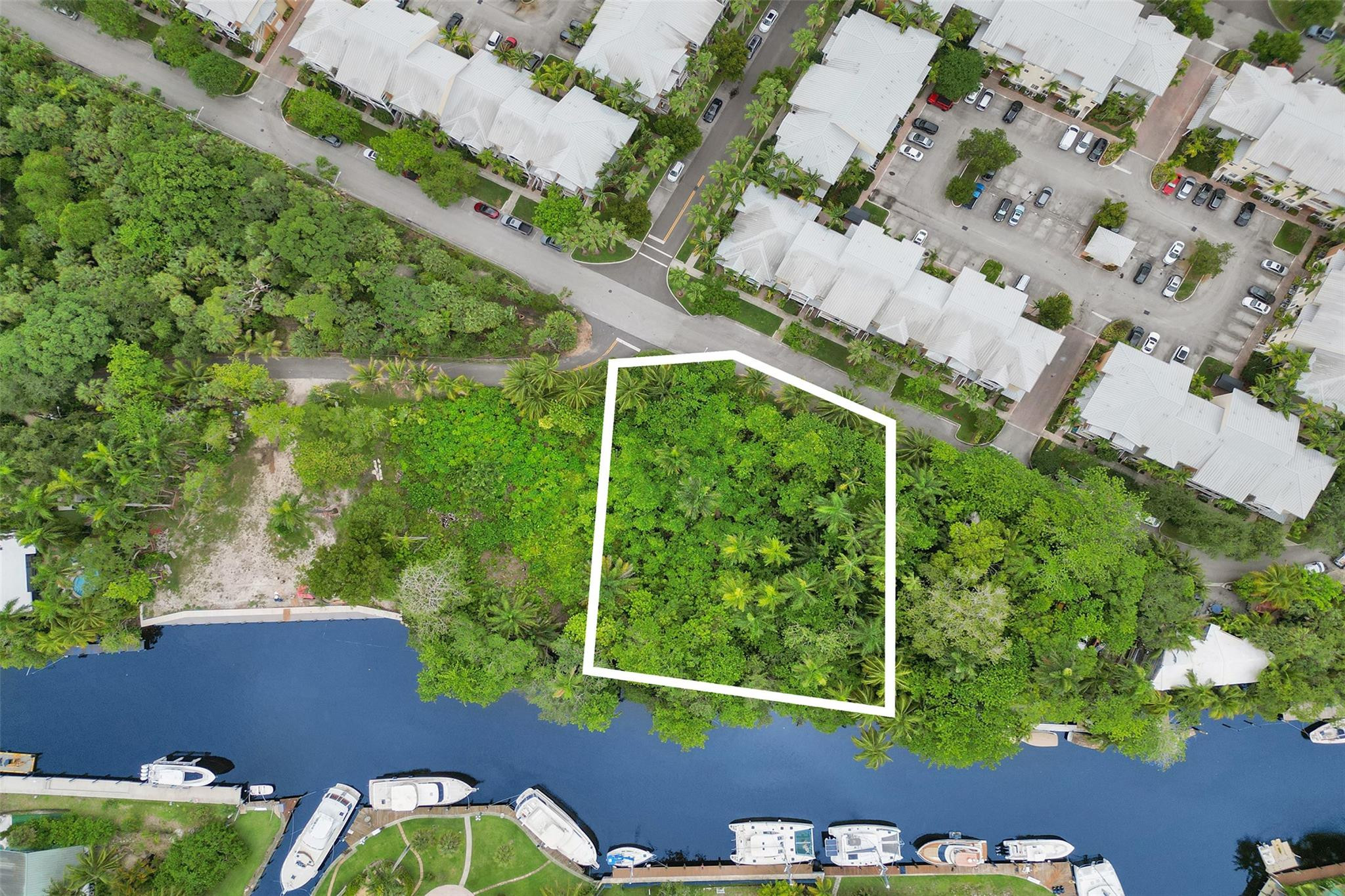 401 SW 14th Ave.